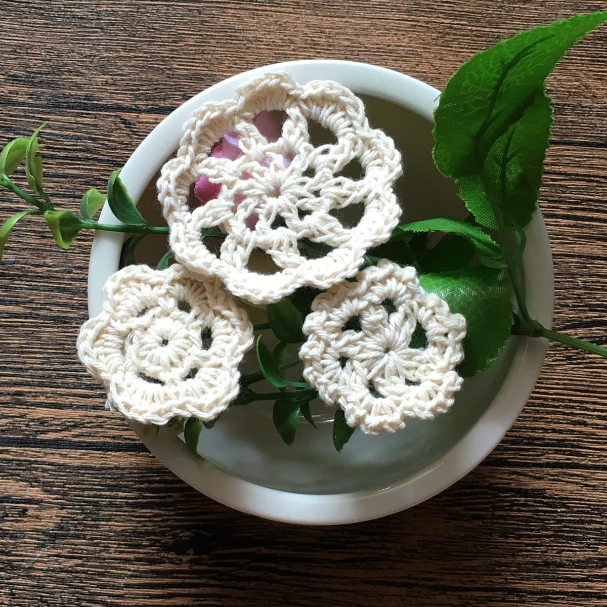 Mindplus Super Mini Doilies 1-2 Inches White Beige Cotton Small Hand Crochet Petals Lace Doilies For Crafts,Set Of 18 (White, 1-