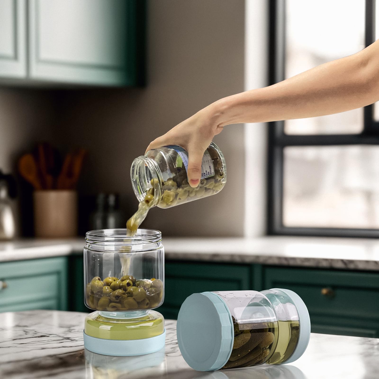 Whiterhino Glass Pickle Jar With Strainer Flip,34Oz Container,Hourglass Pickle Juice Separator Jar For Olives,Gherkins Or Sliced