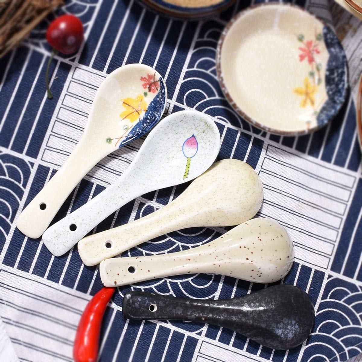 Whitenesser Japanese Soup Spoons Set of 5, Gray Ceramic Ramen Spoons for Gravy, Pho, Dumplings, and Salad