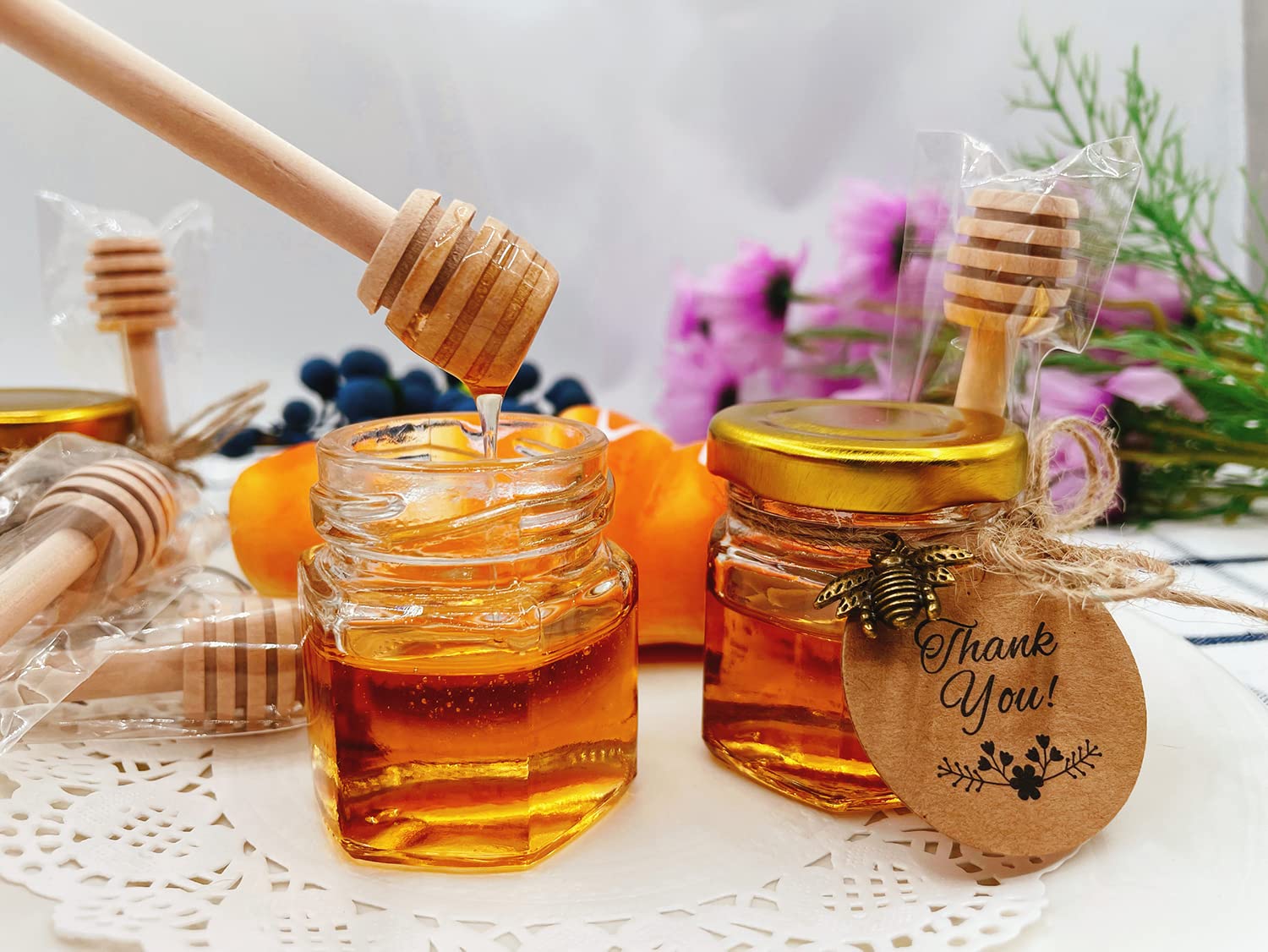 Iikum 40 Pack 1.5 Oz Hexagon Mini Glass Honey Jars With Wooden Dippers, Gold Lids, Bee Pendants, Golden Gift Bags, Thank You Car