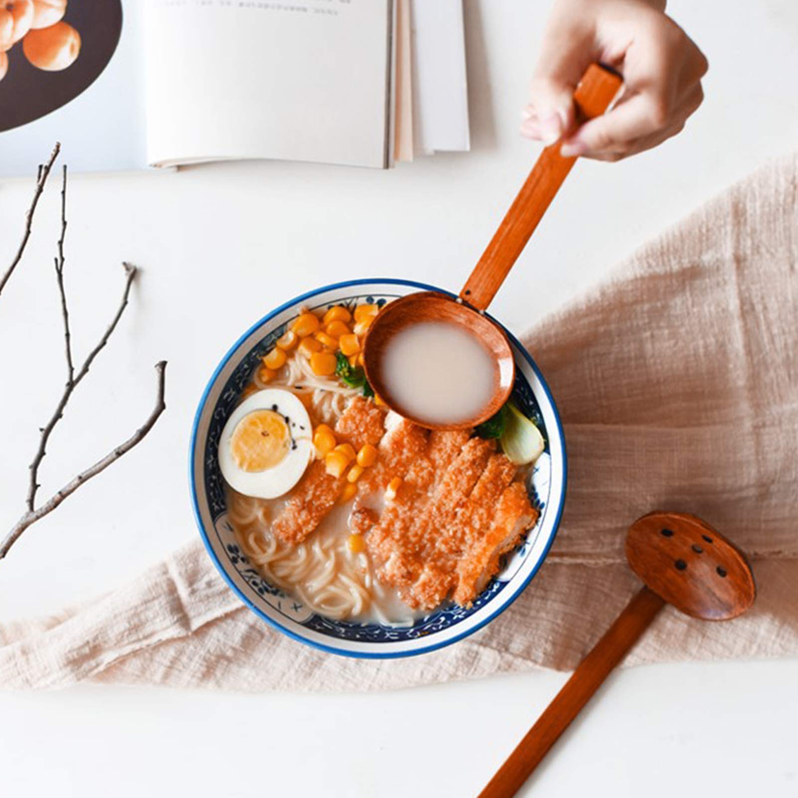 Wooden Ramen Spoon, Japanese 8.3 Inch Wood Ramen Soup Spoon With Long Handle Handcrafted Wooden Soup Ladle Hot Pot Spoon Home Ki