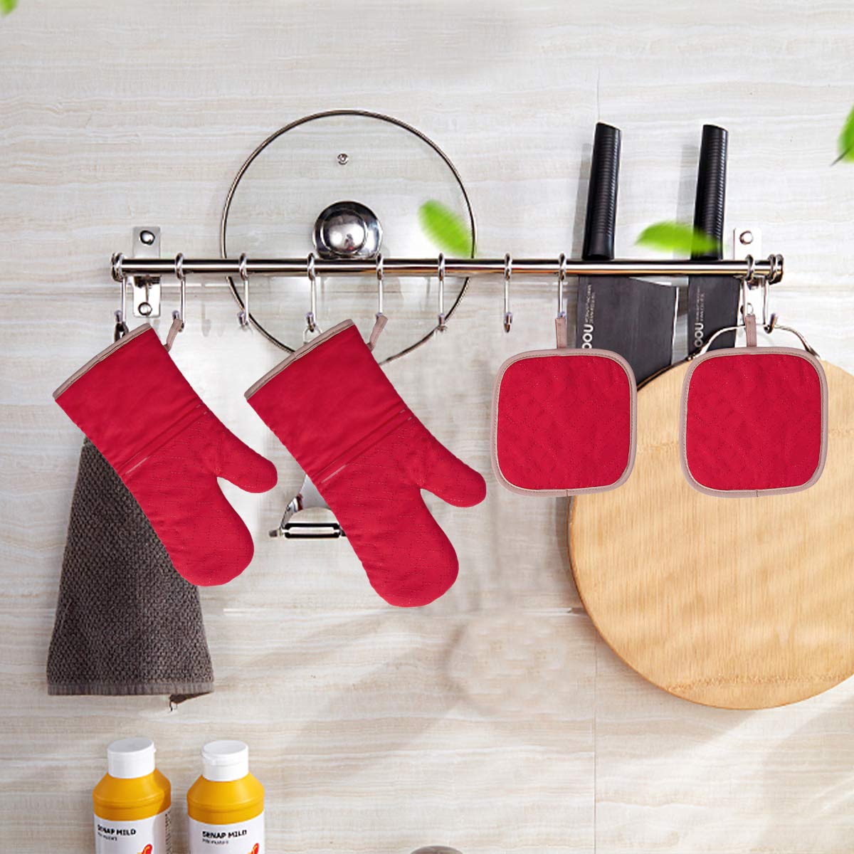Tormays 4Pcs Oven Mitts And Pot Holders Set, 572F Heat Resistant Oven Glove, Soft Cotton Lining With Non-Slip Surface For Kitche