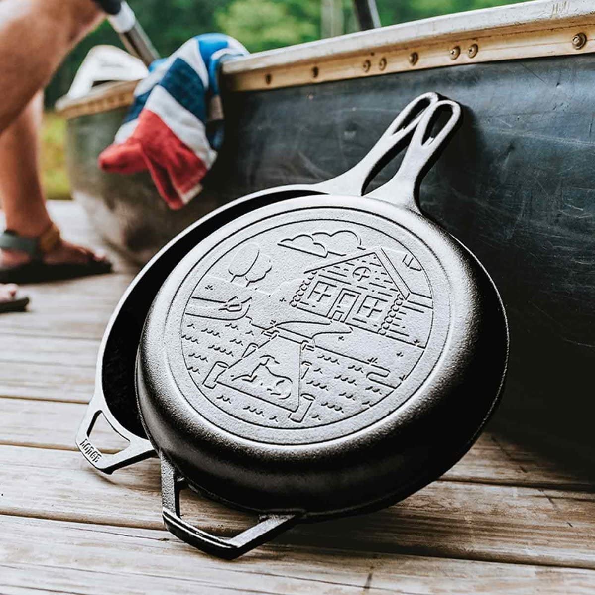 Lodge Cast Iron Cabin Combo Cooker, 3.2 Quart, Black, Model LCCWND