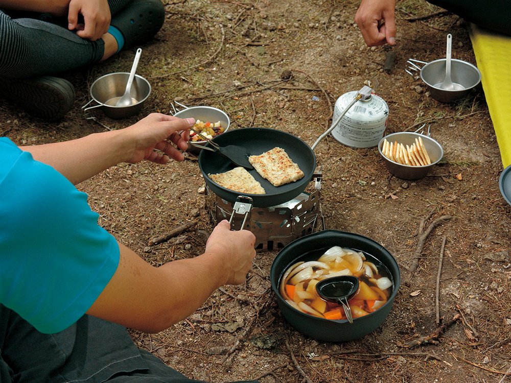 Snow Peak Folding Nylon Cooking Ladle For Camping/Hiking, Black
