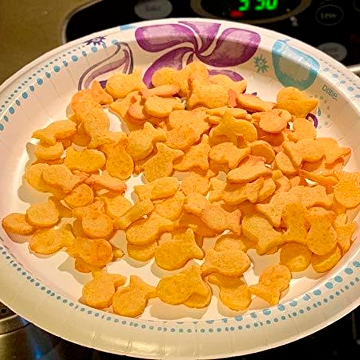 Fish Cookie Cutter Multi X5 - Plastic Red Fish Cutters For Cookies, Dough, Bread, Soft Fruits, Soft Veggies And More - Cutters F