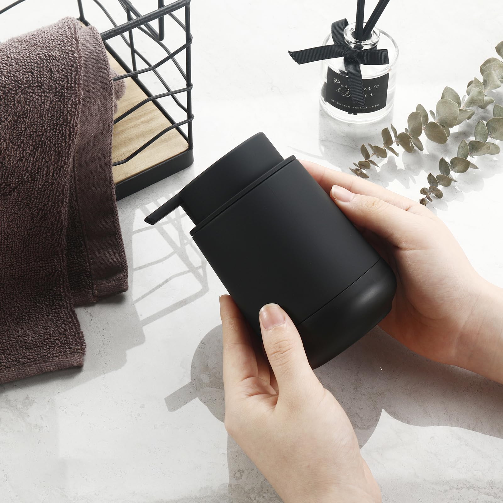 Gahefy Silicone Boot Black Hand Soap Dispenser For Bathroom,Refillable Dish Soap Dispenser For Kitchen With Easy-To-Press Pump (