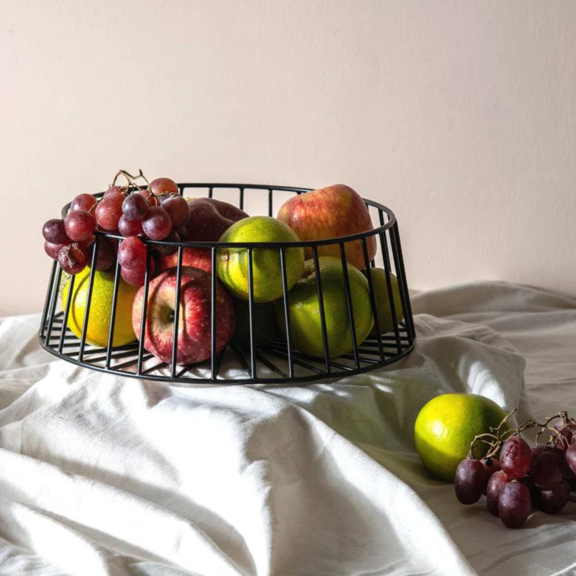 Duadecor Metal Fruit Basket For Dining Table And Center Table | Multipurpose Large Round Decorative Fruit Bowl Bread Basket Vege