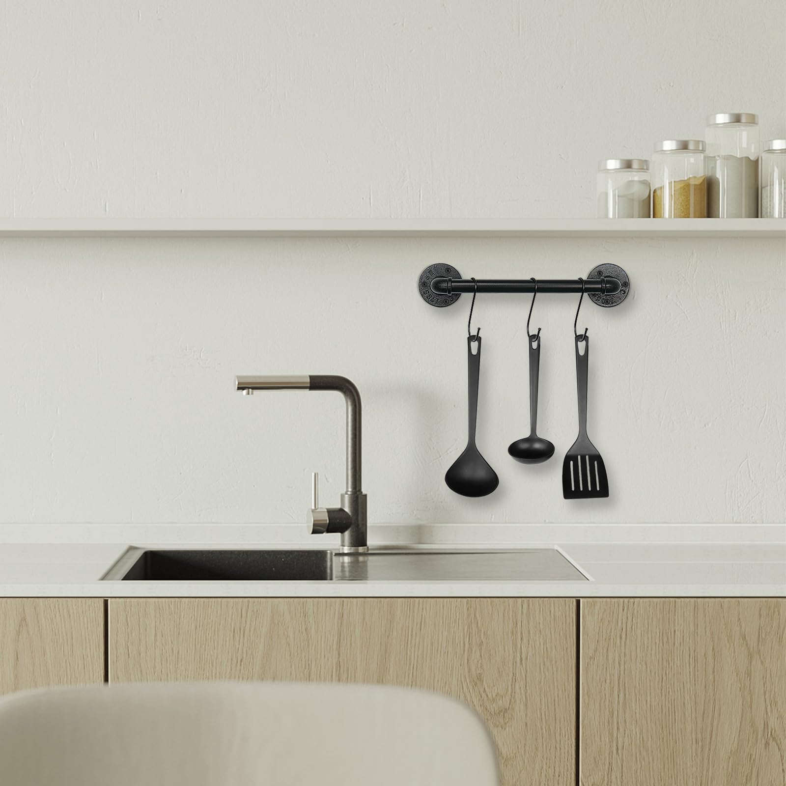 Livabber Industrial Pipe Towel Bar, Rustic Iron Decor Bathroom Hardware Towel Holder Accessory, Heavy Duty Wall Mounted Bath Tow