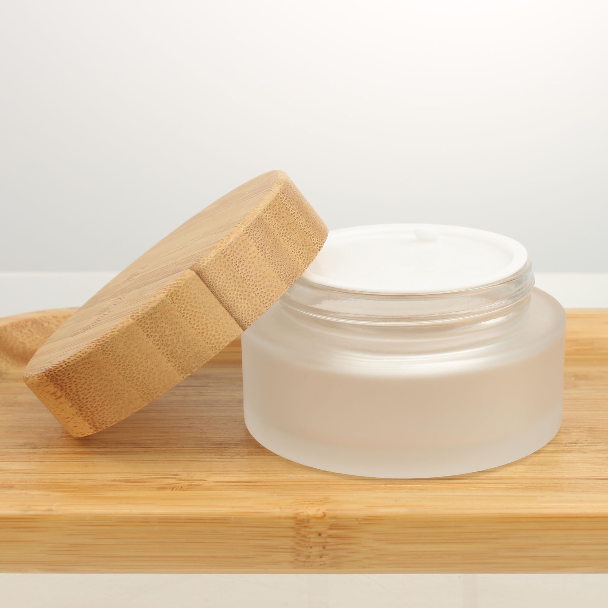 Cosidea 5Pcs Empty 3.33 Oz/100G Round Frosted Glass Jars With Bamboo Lids, Bamboo Cream Jar Refillable Cosmetic Travel Container