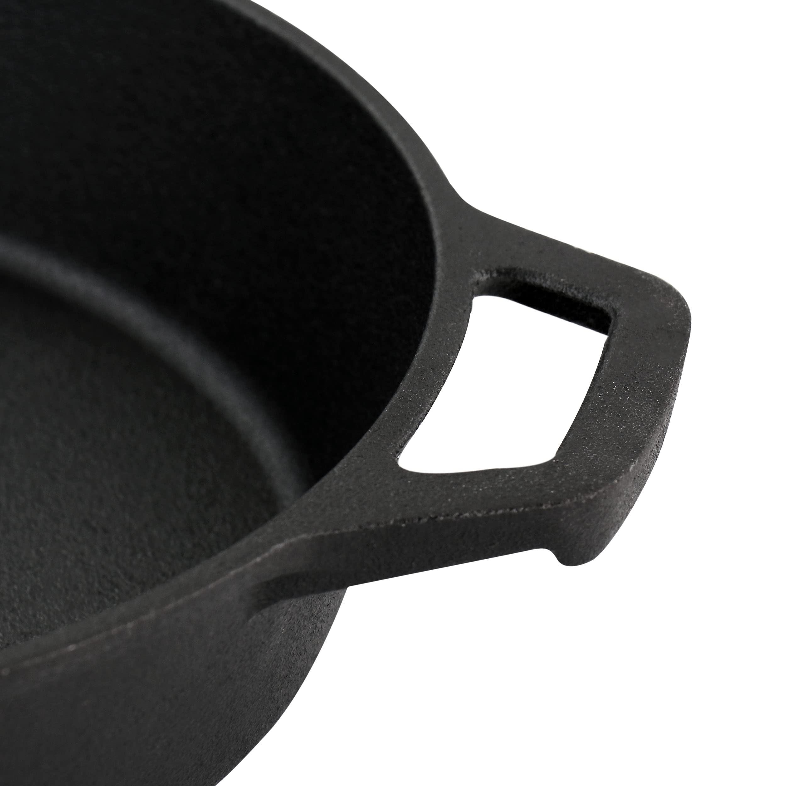 Megachef 10 Inch Round Preseasoned Cast Iron Frying Pan With Handle In Black