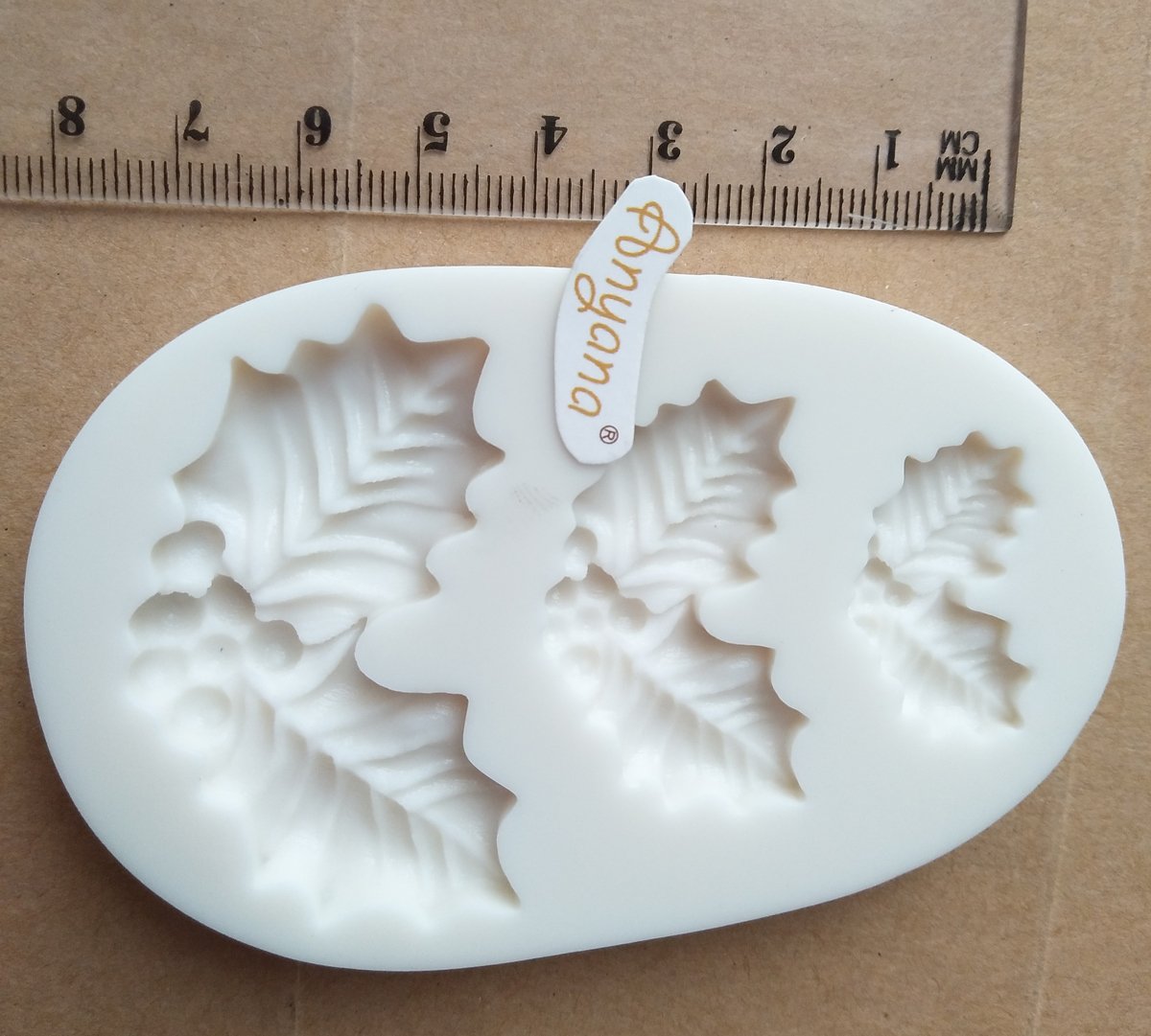 Anyana 3D Mini Holly Leaf Christmas Xmas Mould Cake Fondant Biscuit Gum Paste Silicone Mold For Sugar Paste Forest Gnome Cupcake