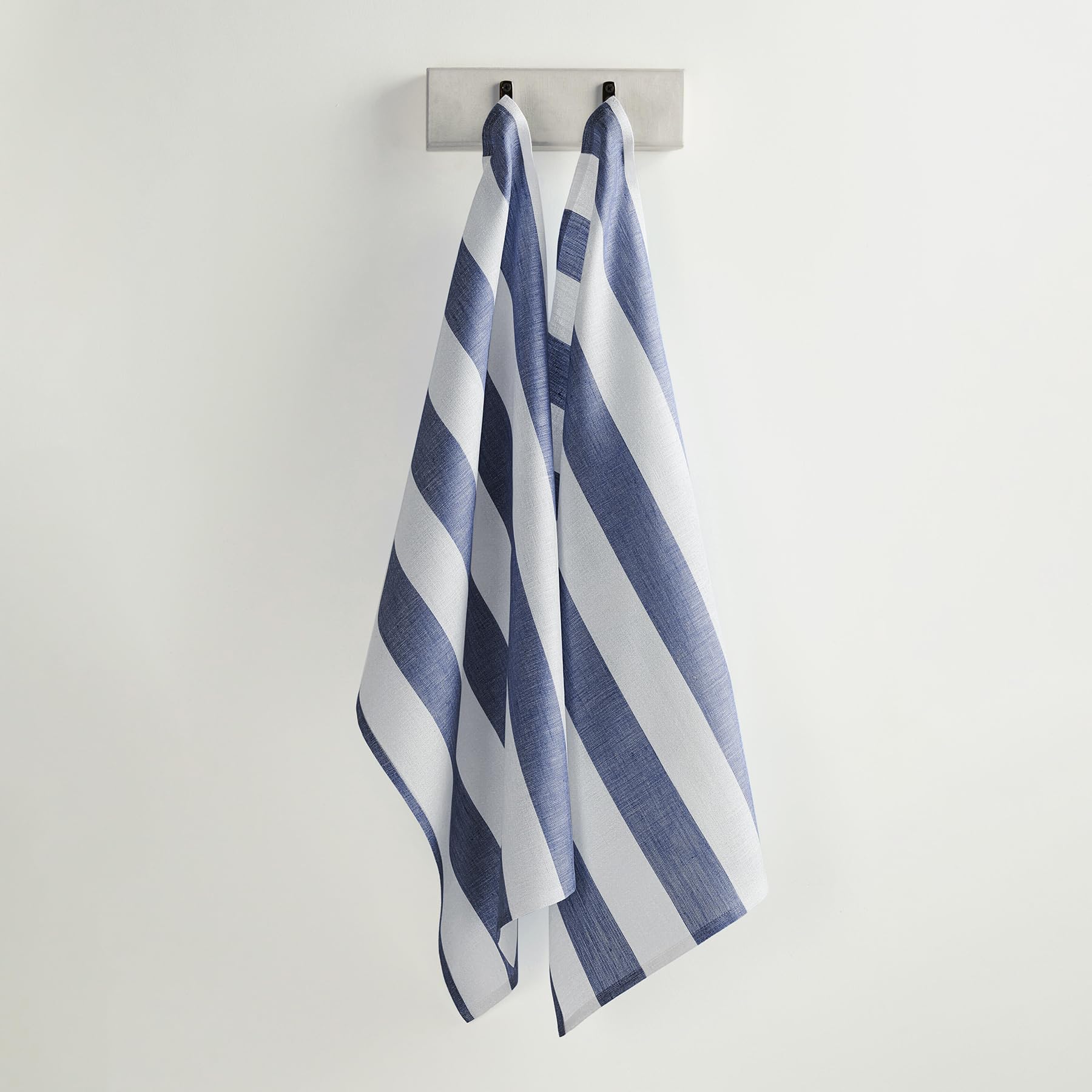 Solino Home Linen Kitchen Towels Set Of 2 - Navy And White 17 X 26 Inch - 100% Pure Linen Cabana Stripe Kitchen/Tea Towels - Mac