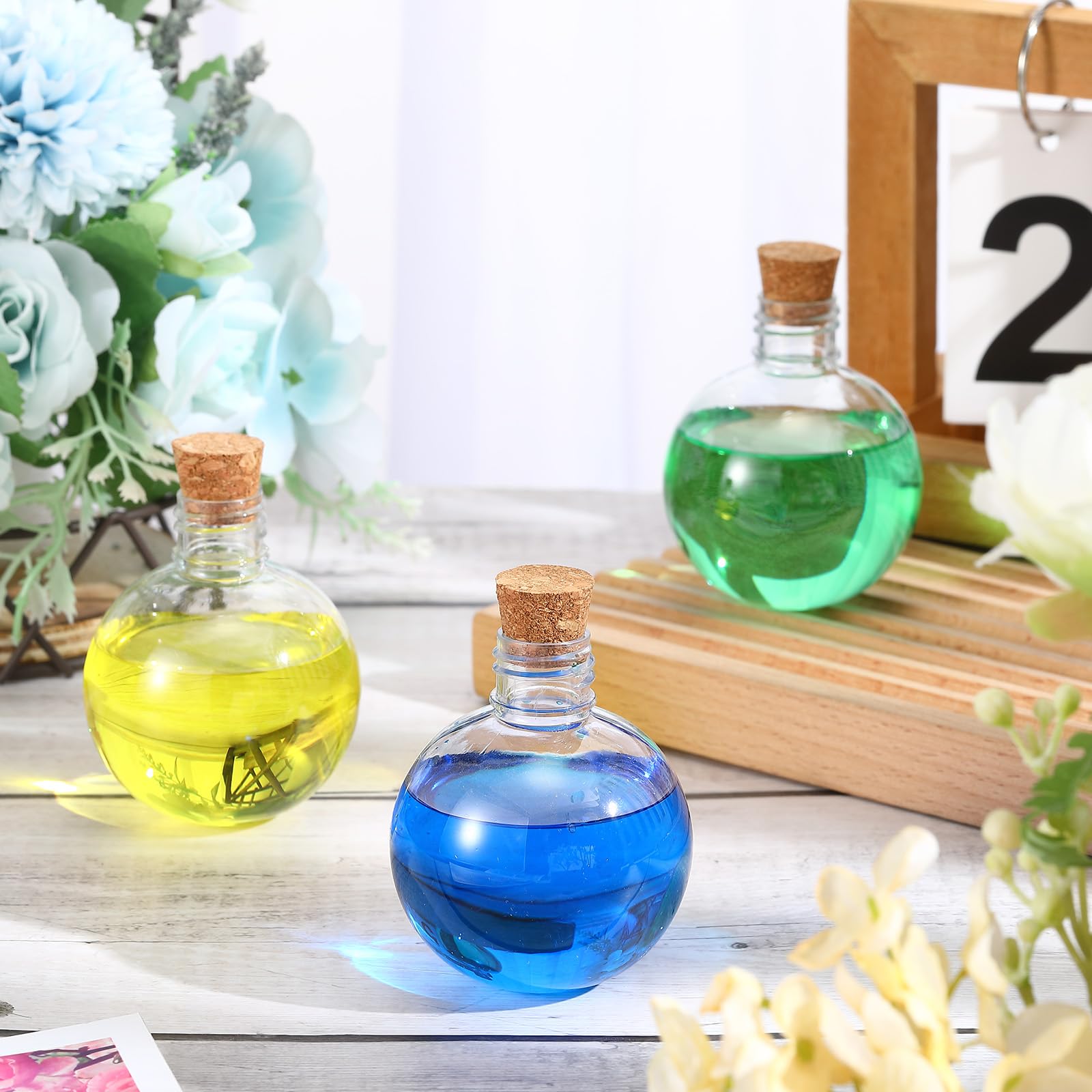 Layhit 24 Pcs Spherical Plastic Potion Bottles Ball Shape Round Bottles 3.4 oz Sand Art Jar with 5 Funnels Decorative container