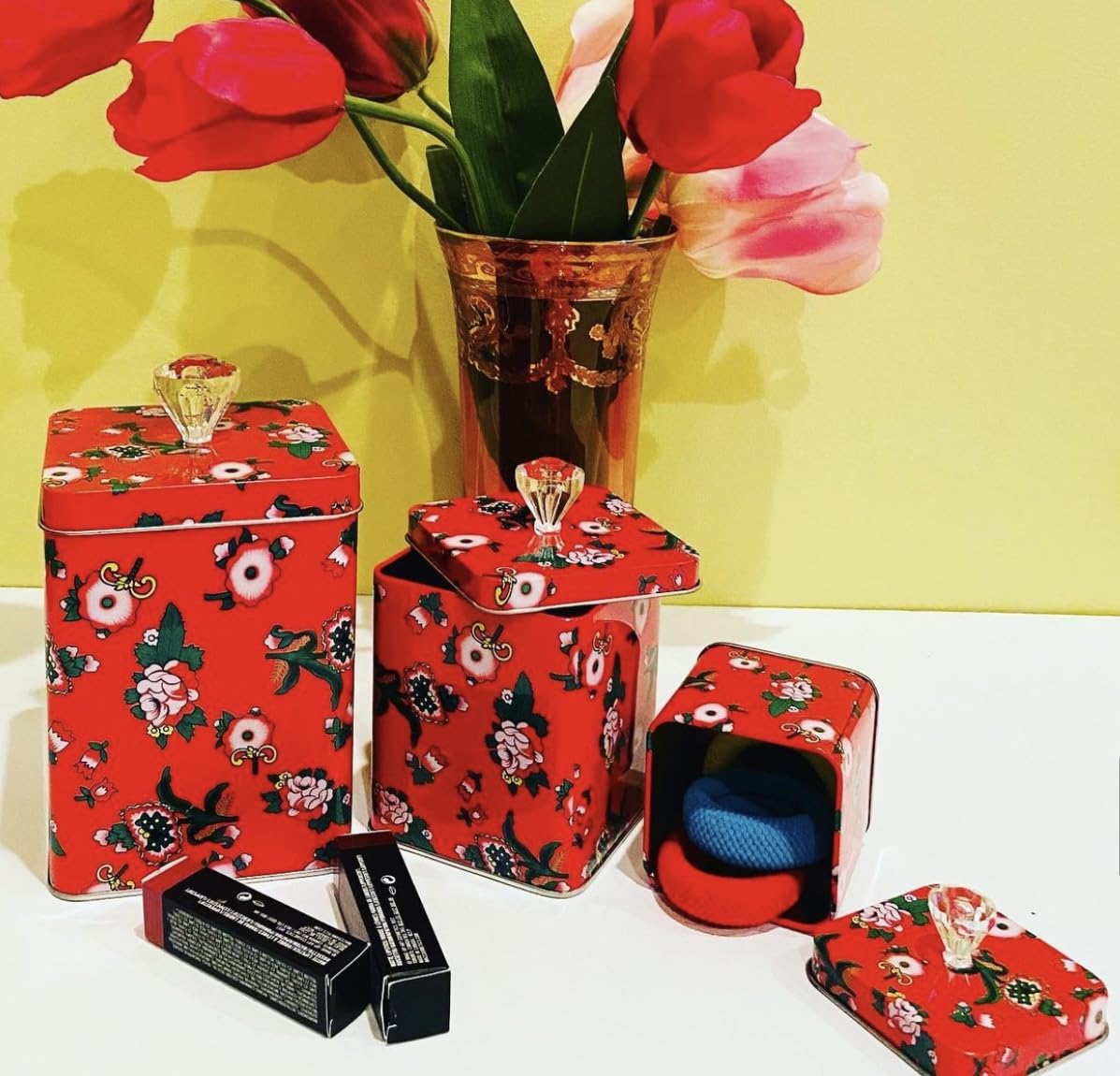 Hadaaya Square Red Tin Can Empty Cube Steel Box Storage Container With Crystal Knob For Powder Treats, Gifts, Favors, Loose Tea,