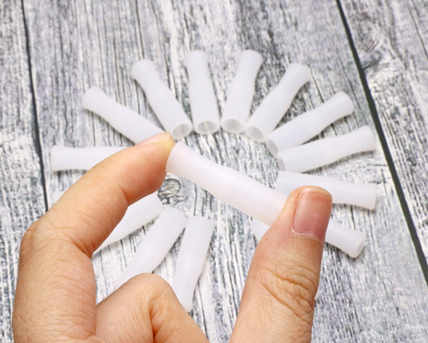 Mini Skater 16Pcs Silicone Straws Tips Food Grade Reusable Anti-Scald/Cold Straws Cover Fit For 1/4 Inch Wide(6Mm Out Diameter)