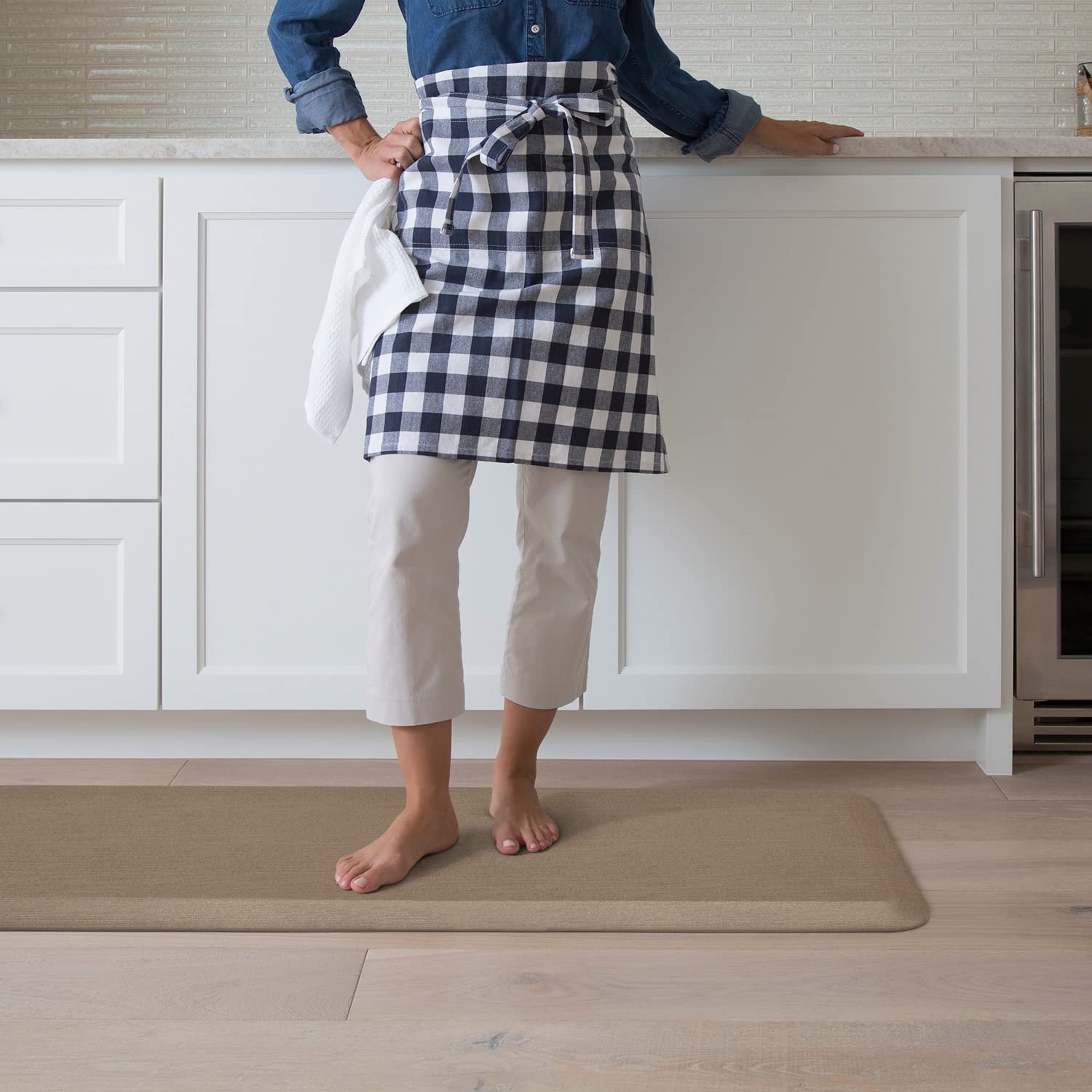 GelPro Designer Comfort 3/4'' Thick Ergo-Foam Anti-Fatigue Kitchen Floor Mat  20'' x 72''  Grasscloth Pecan