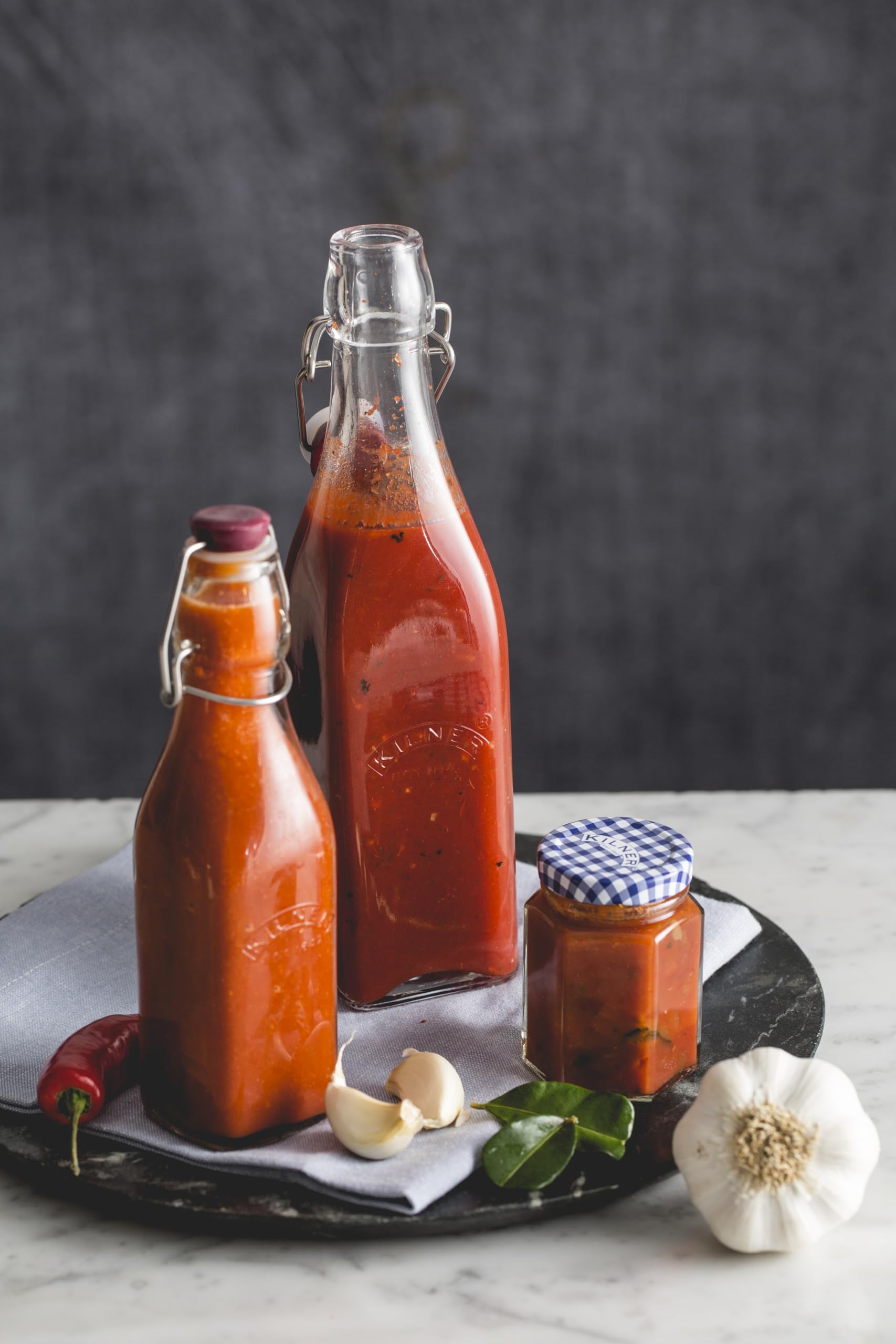 Kilner Square clip Top Bottle  Airtight Seal for Preserving and Storing Liquids  Reusable and Dishwasher Safe  34-Fluid Ounces