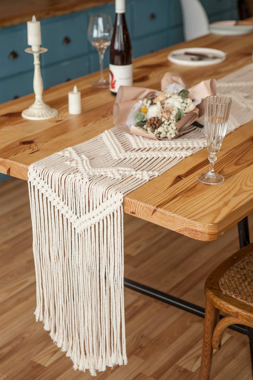 Mkono 100 Inches Boho Macrame Table Runner Woven Christmas Party Decor Handmade Linen Placemats With Tassels Home Decoration For