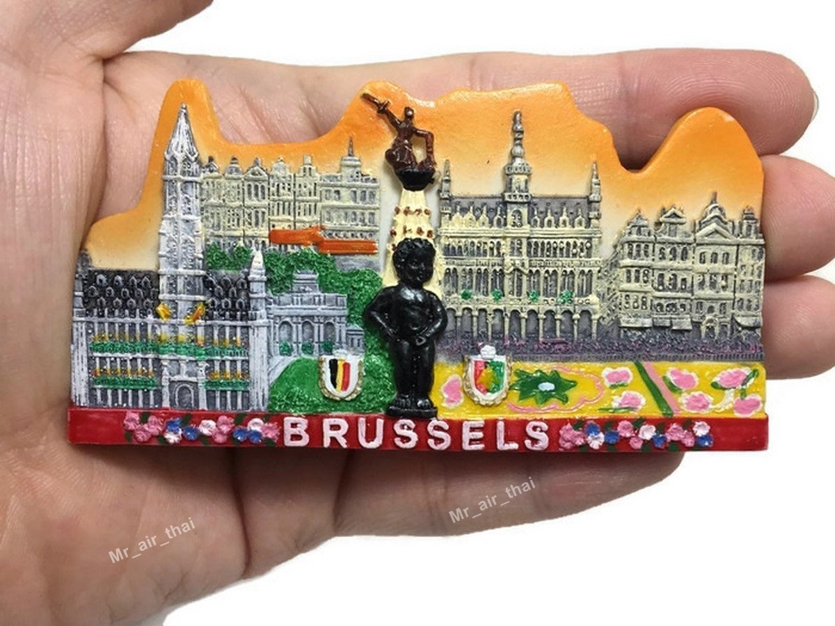 Witnystore Tiny Landmarks Of Brussels Manneken Pis Cinquantenaire Arcade Belgium Western Europe Tourist Attractions Resin Refrig