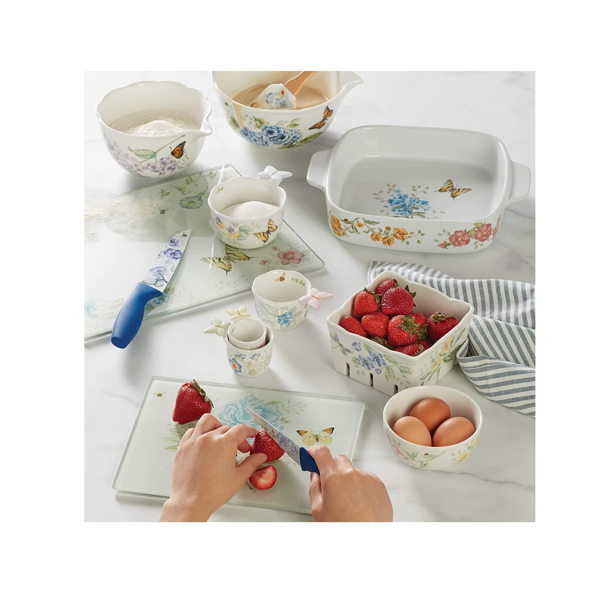 Lenox Butterfly Meadow Berry Bowl, 1.25 Lb, Multi