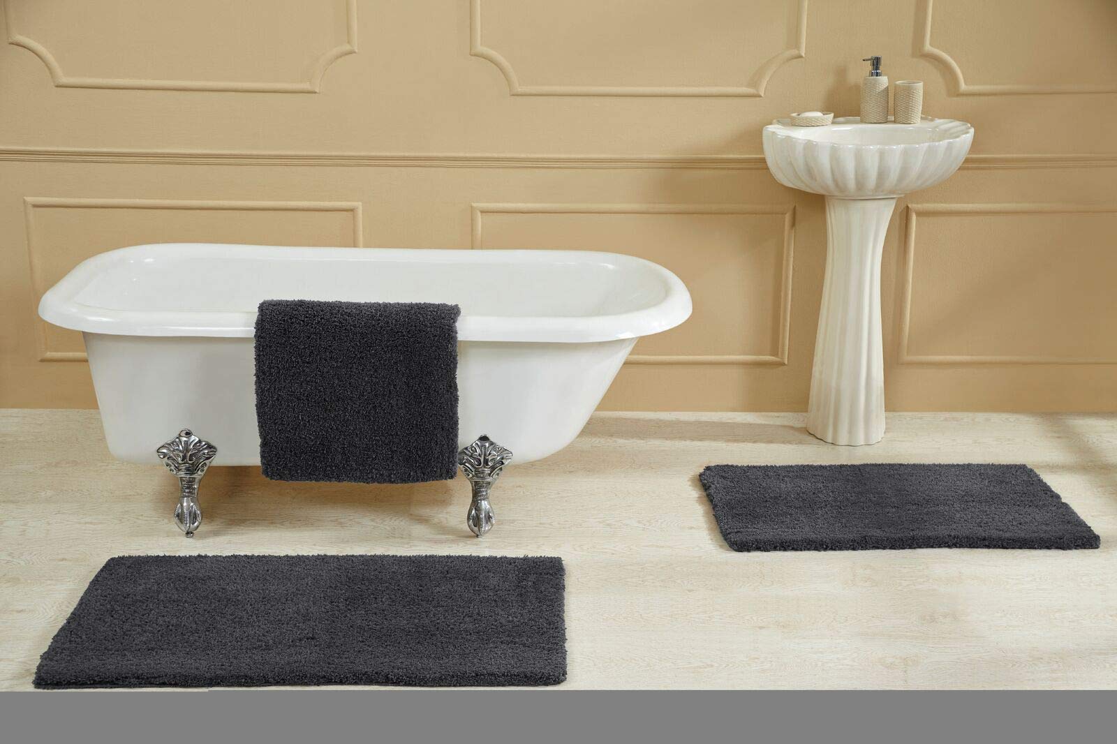 Better Trends Micro Plush Collection Tufted 100% Polyester 17 x 24 Bath Rug, Charcoal