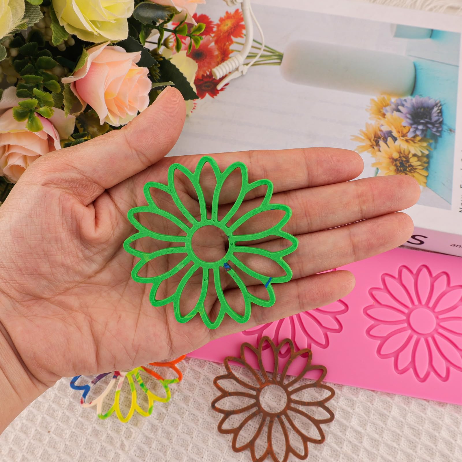 Hollow Silicone Mold 3D Flower Silicone Candy Mold Daisy Shaped Lace Mat For Cake Decorating Chocolate Fondant Tuille Paste Poly