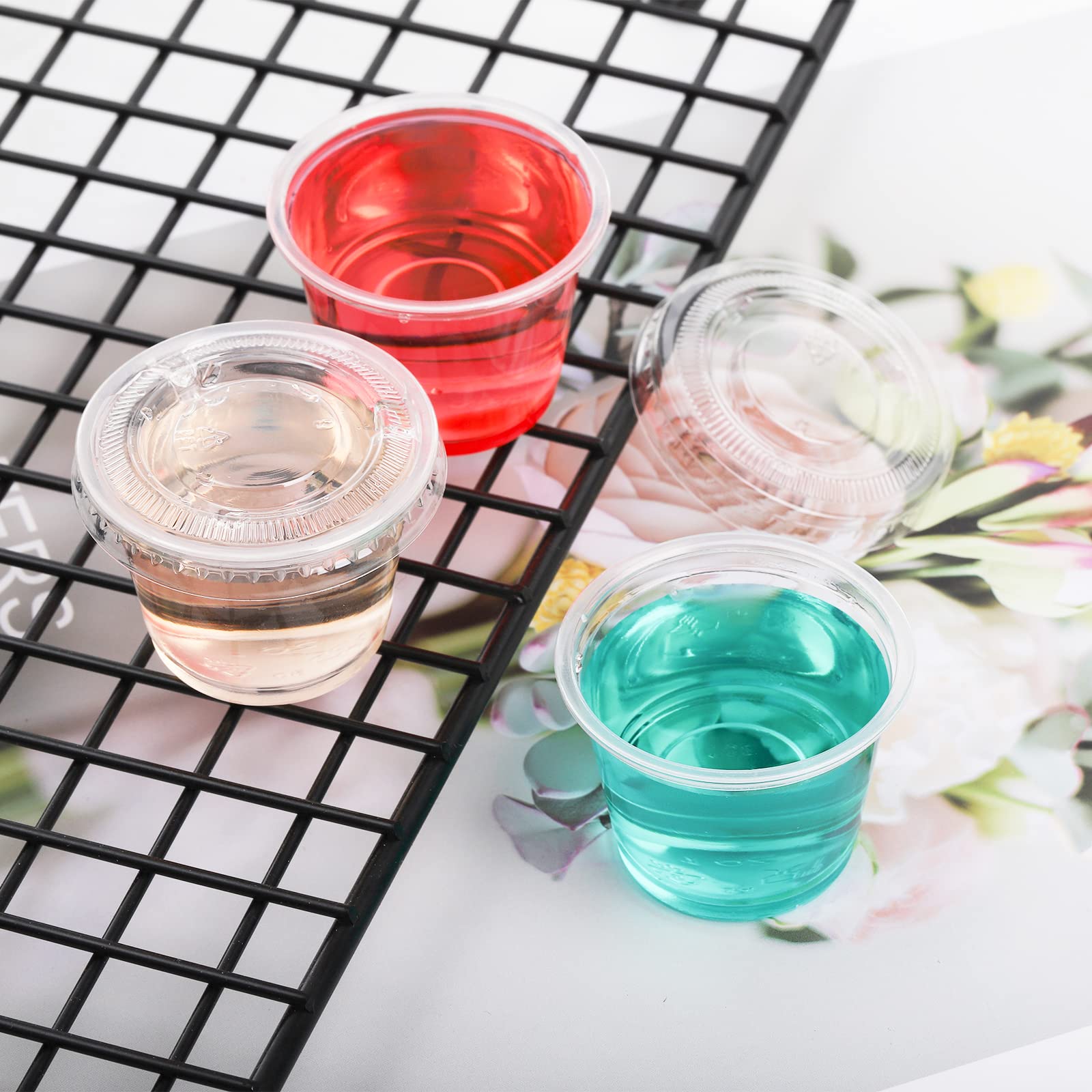 Hedume 600 Sets 1 Oz Disposable Portion Cups With Lids, Clear Jello Shot Cups, Plastic Souffle Portion Cups, Sampling Cups With