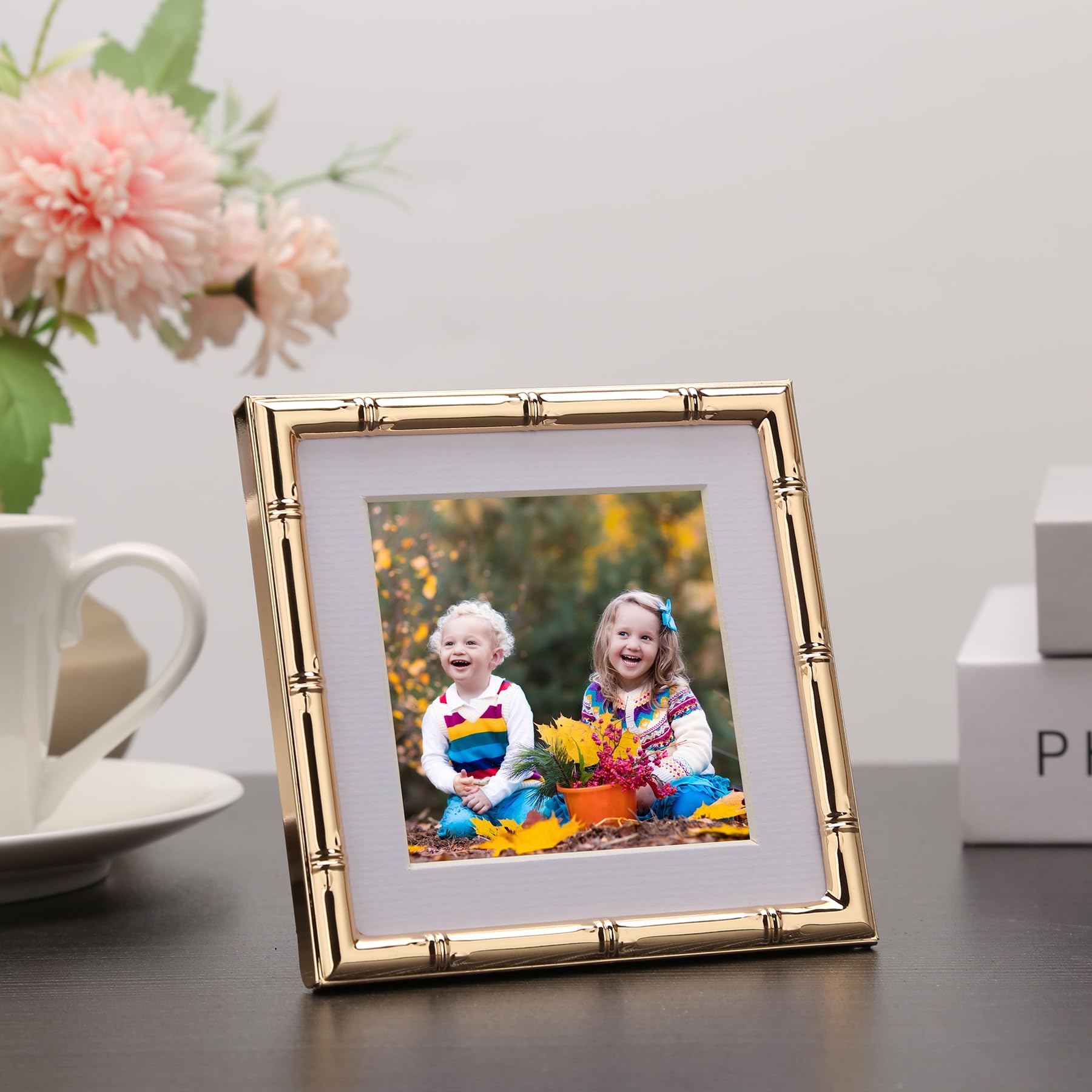 YiPinYin 4x4  Bamboo Detail Gold Metal Picture Frame Mat 3x3  ,3x3  Cute Gold Plated Baby Nurse Photo Frames With Velvet Backing