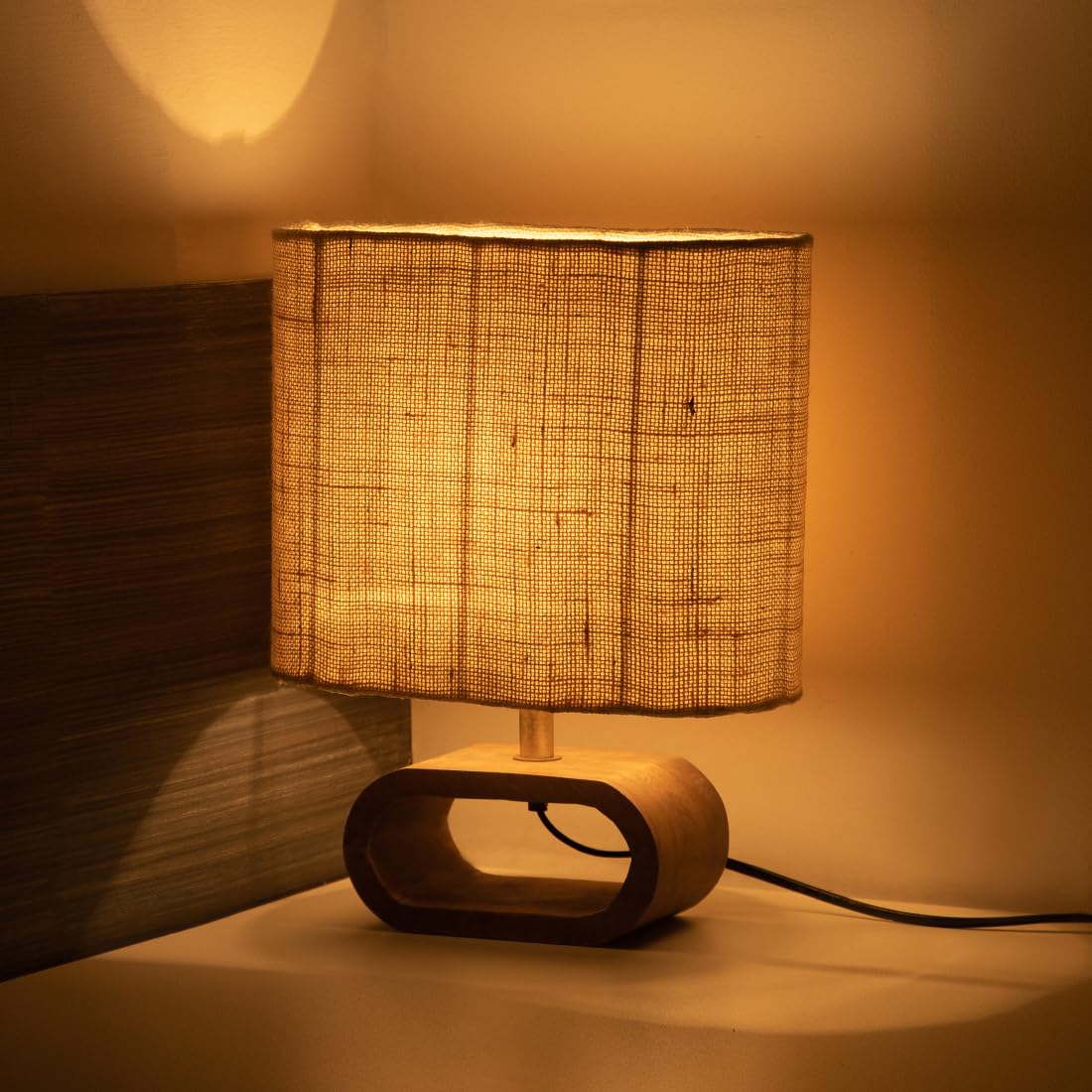 Exclusivelane Stacked Geometry Decorative Wooden Table Lamps For Home Decoration Table Lamp For Bedroom Bedside Lamp For Livin