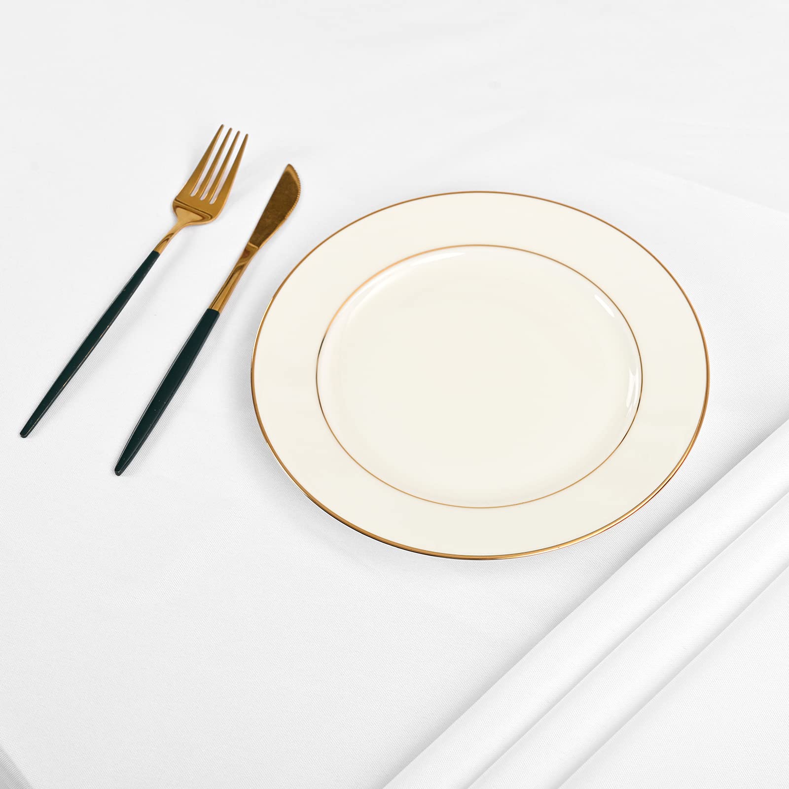 6 Pack Polyester Round Tablecloth 70 Inch White Table Cloths Water Resistant Polyester Cloth Round Tablecloths Washable Tableclo