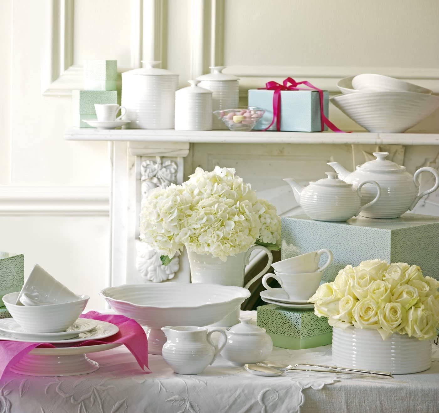 Portmeirion Sophie Conran White Berry Bowl And Stand | 5.5 Inch Fruit Bowl For Berries, Dessert, Or Candy | Mini Serving Dish Fo