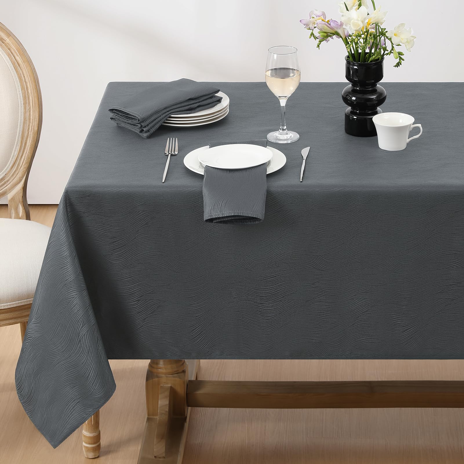 Softalker Jacquard Rectangle Tablecloth - Swirl Design Waterproof Stain Resistant Table Cover Wrinkle Free Heavy Weight Table Cl