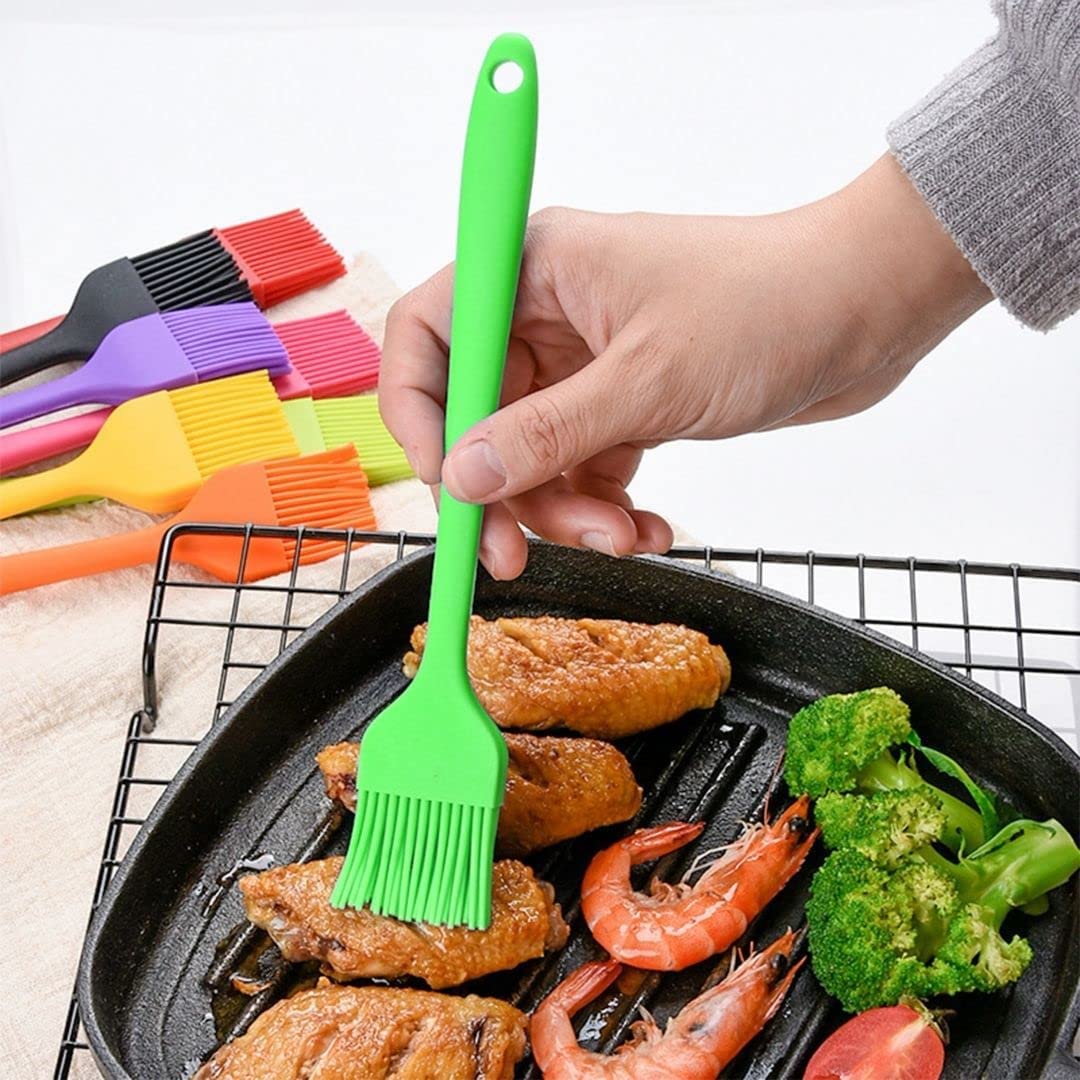 Perfect Pricee Full Silicone Cooking/Oiling/Barbecue/Basting/Baking Brush For Cake Decorating, 21 Cm, Blue