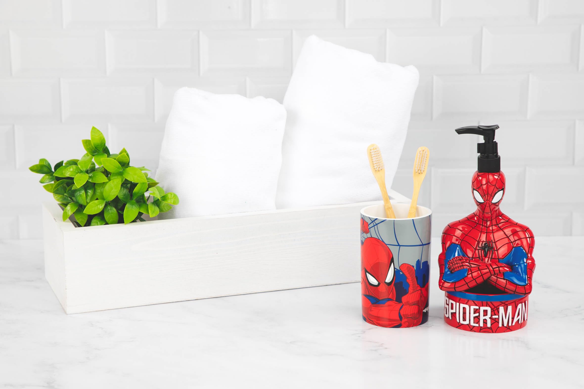 Jay Franco Marvel Spiderman Bathroom Tumbler - Red & Blue Resin Toothbrush/Pencil Holder - Kids Bathroom Accessory
