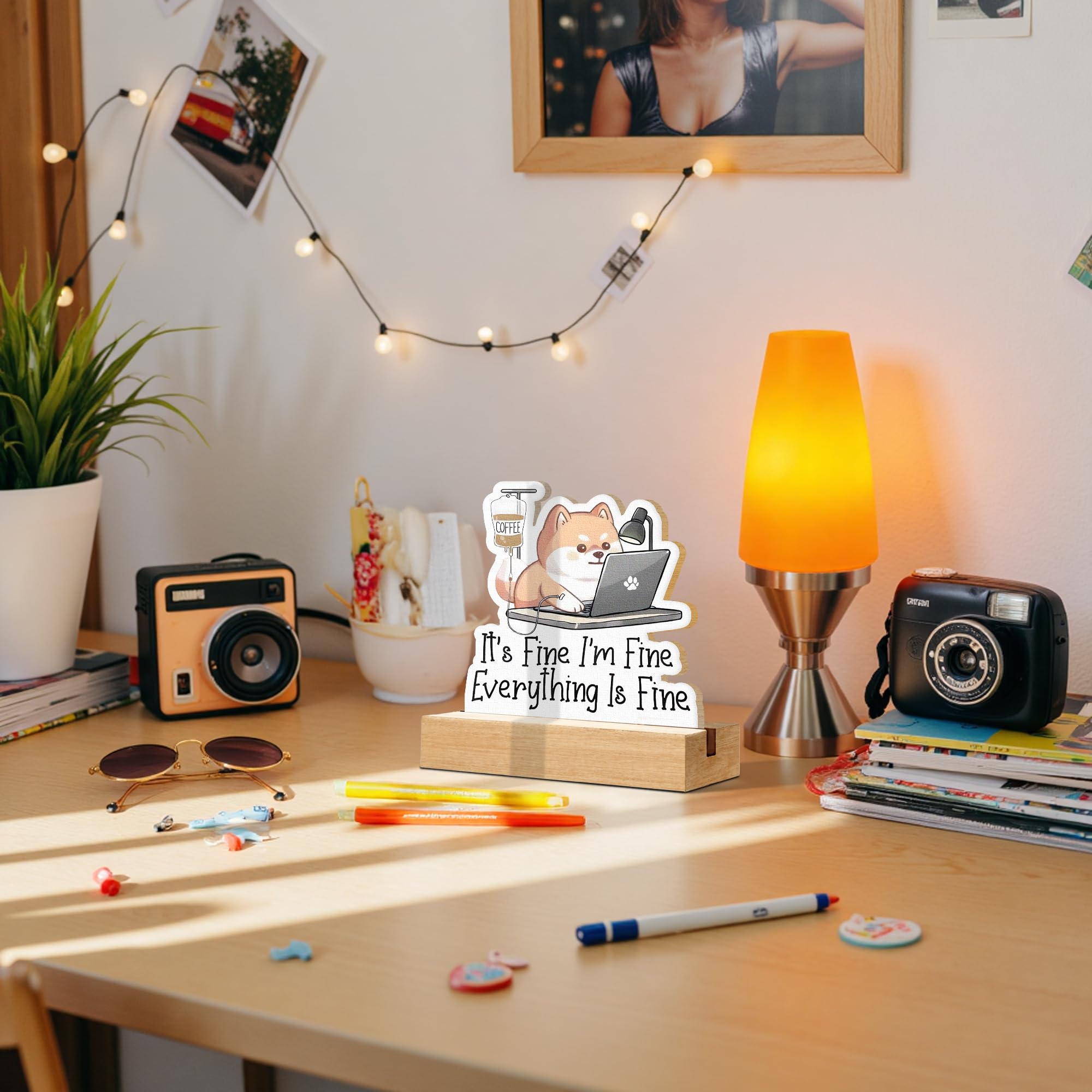CTYNU Funny Dog Coffee Desk Decor Sign, Im Fine, Everything Is Fine Dog Shaped Wood Sign Plaque with Wooden Stand for Home Offic