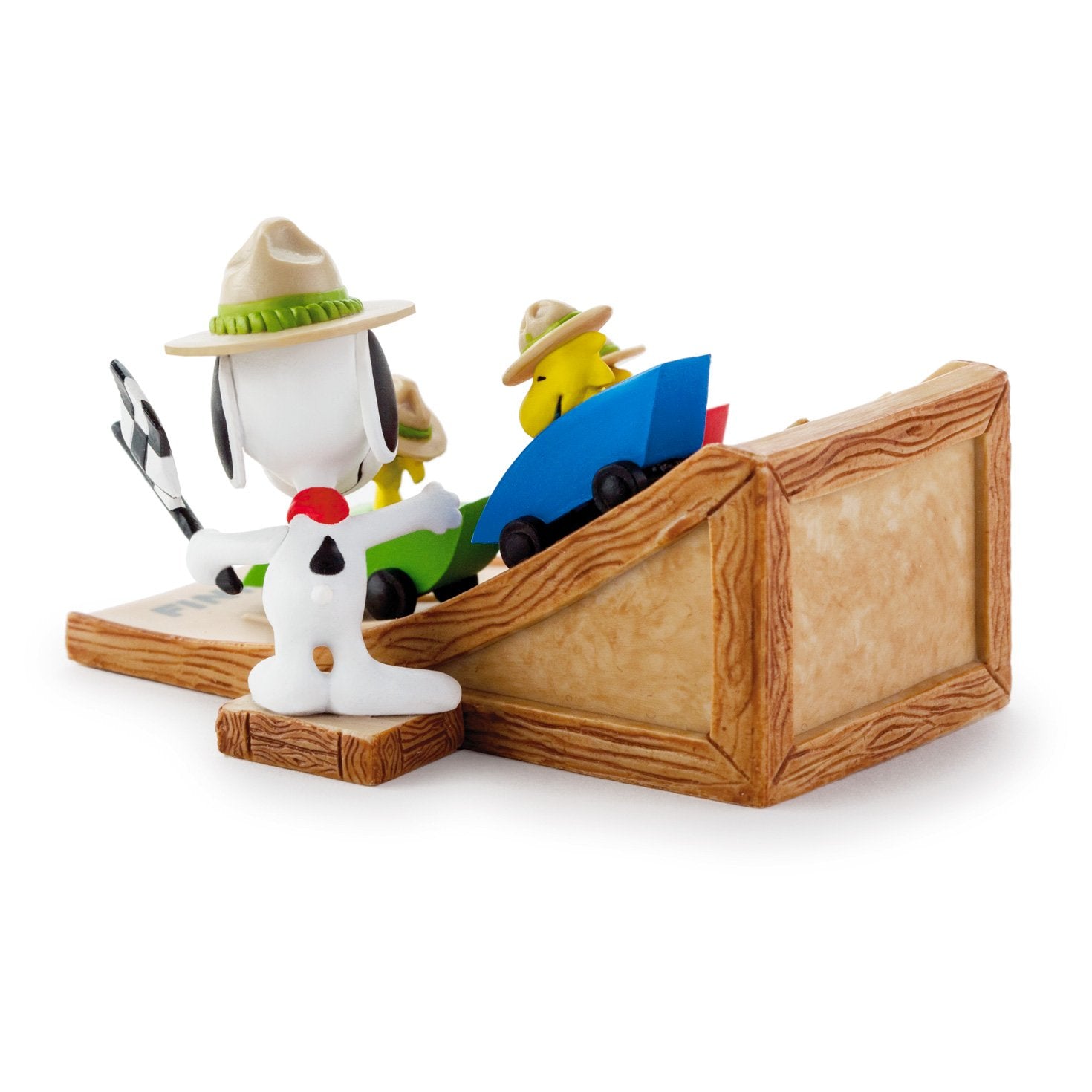 Hallmark Keepsake Ornament Peanuts The Race is On! Snoopy s Beagle Scouts Pinewood Derby with Woodstock