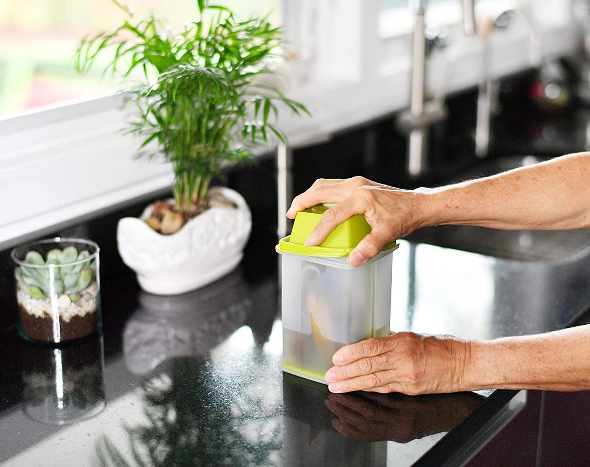 Home-X Set Of 2 Pickle Storage Containers, Straining Pickle Jar, Filter Insert, Sieve Food Saver Container, 7     L X 4     W X