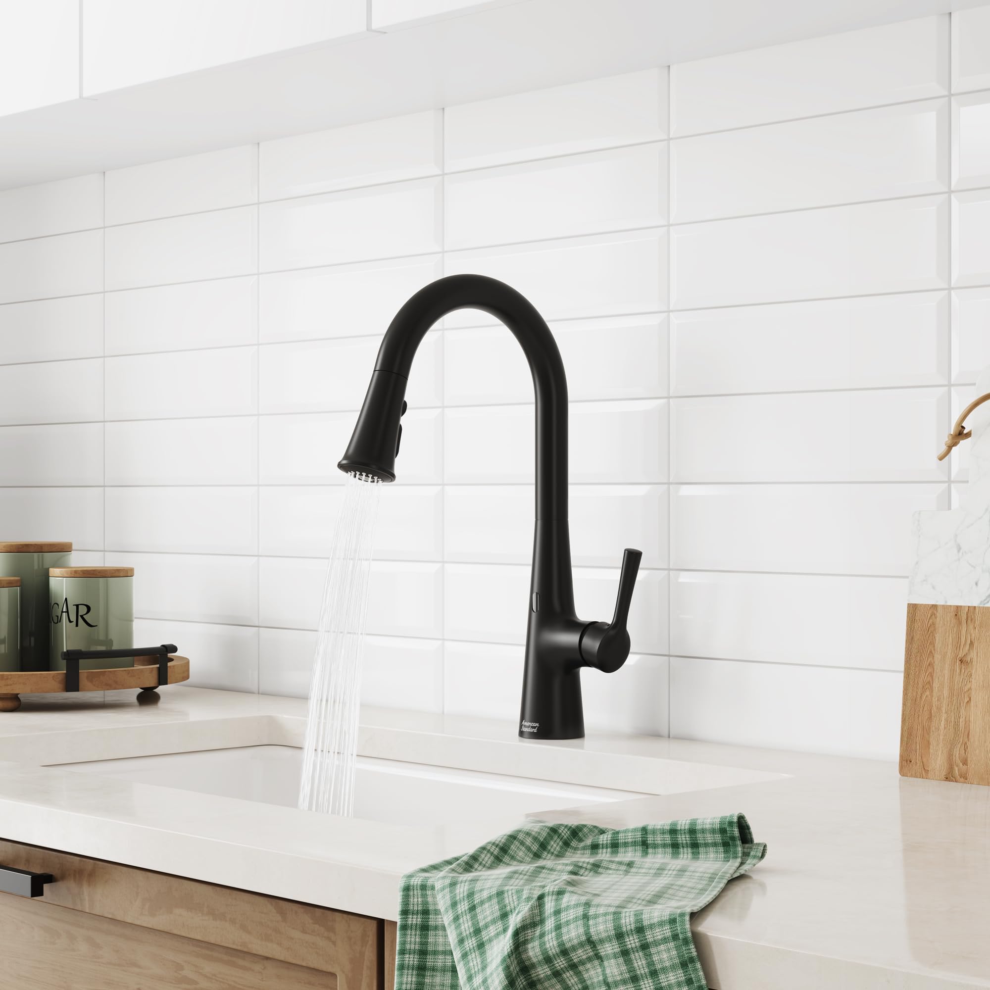American Standard 7441381.243 Southport Touchless Pull-Down Kitchen Faucet With Sprayer Matte Black
