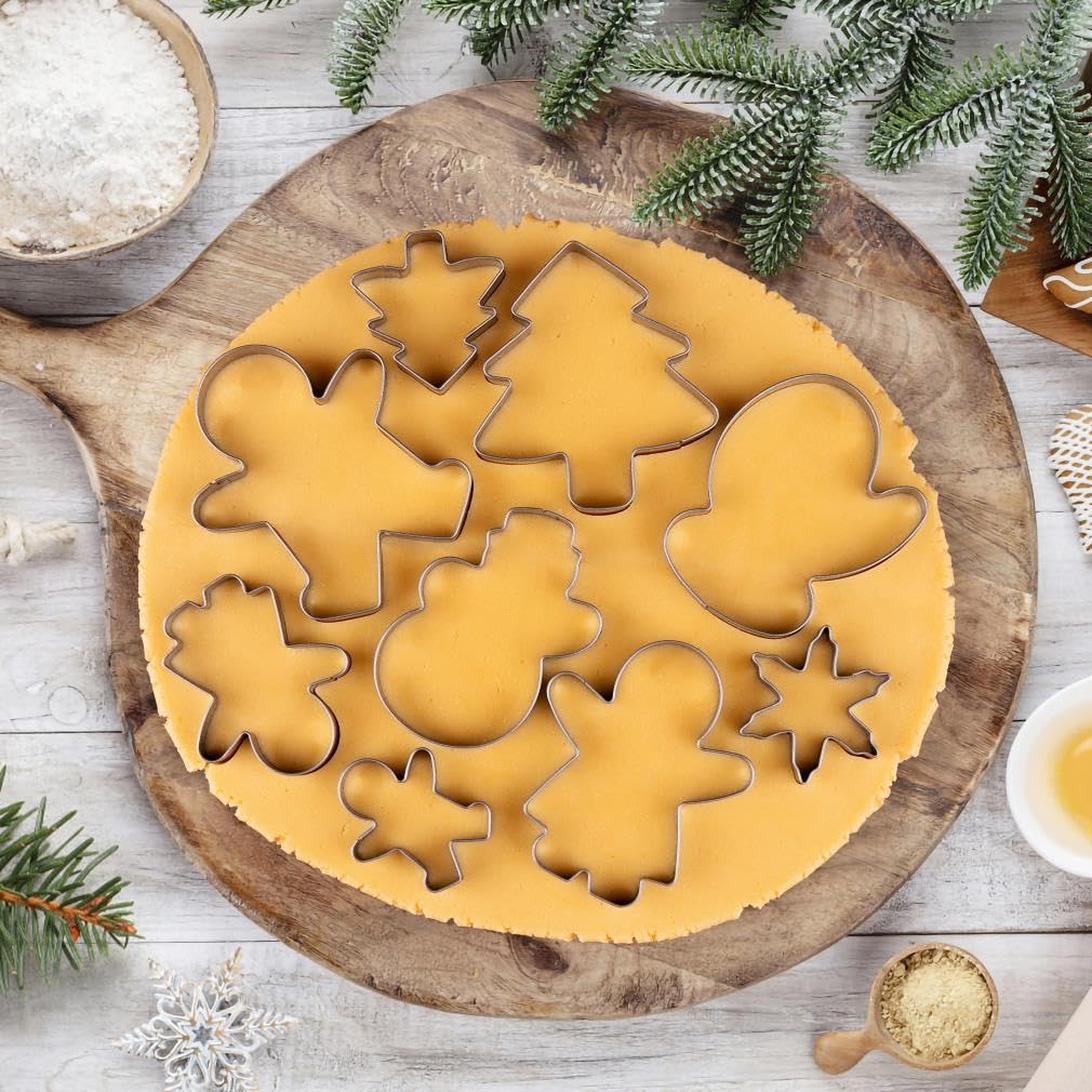 BYkooc Christmas Cookie Cutter Set,18 Piece Stainless Steel Winter Christmas Cookie Cutters Shapes for Baking - Christmas Tree,S