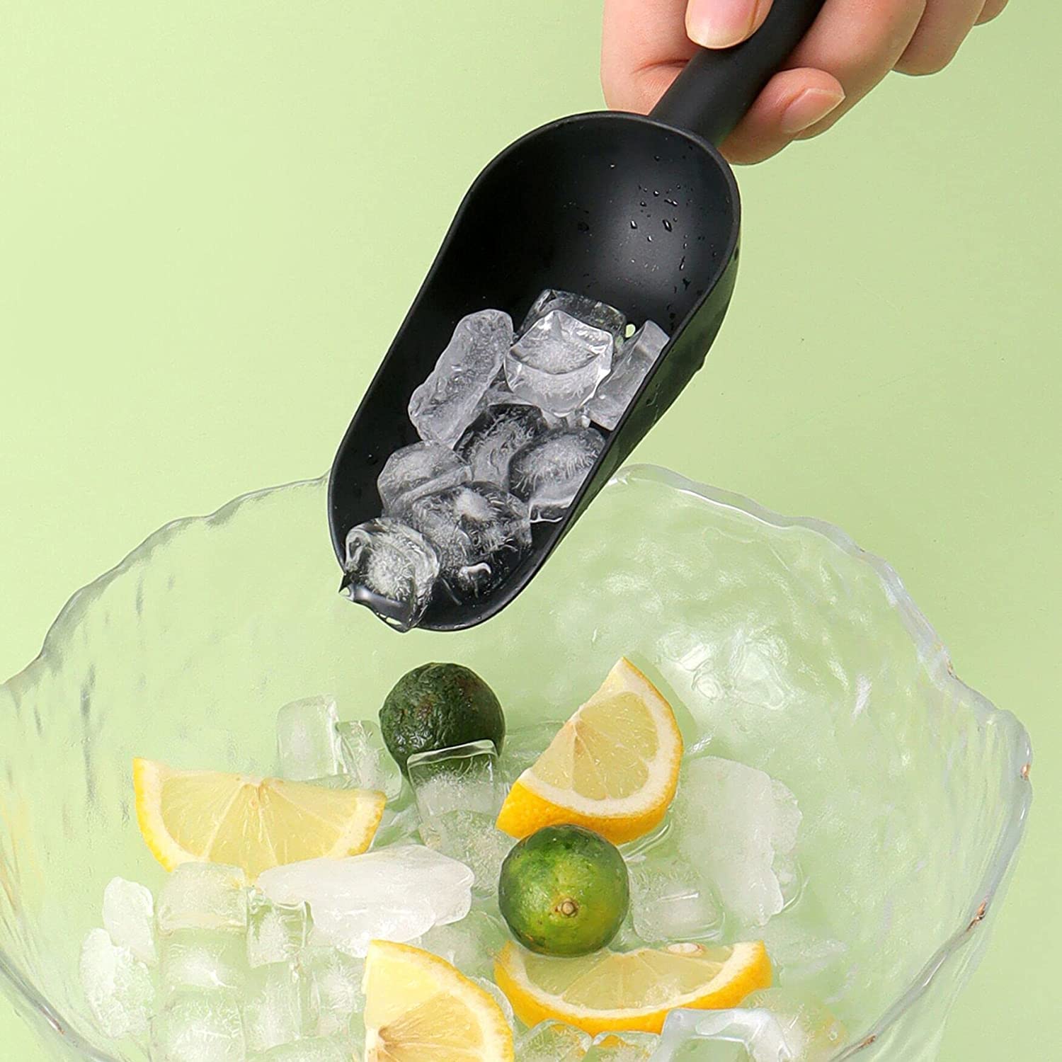 [6 Count] Slotted Plastic Ice Scooper For Ice Maker, Ice Scoop For Freezer, Mini Ice Scoop With Drain Holes, Black Color, One Cu