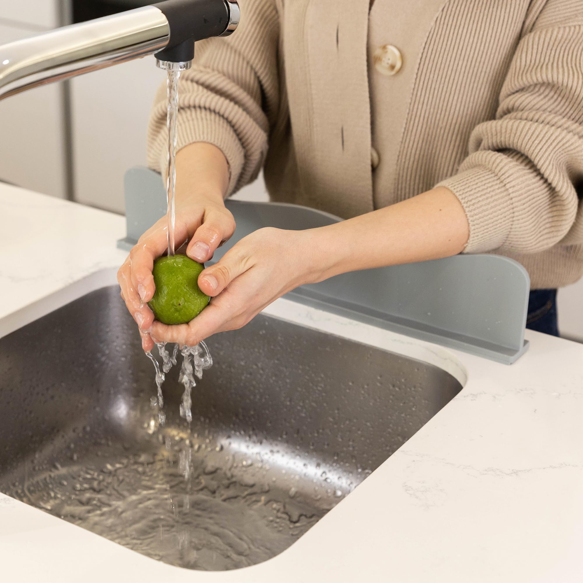 Tyoaro Silicone Sink Splash Guard - Water Splash Guard For Kitchen, Island And Bathroom - Secure Non-Slip Suction Cup Base - Dis