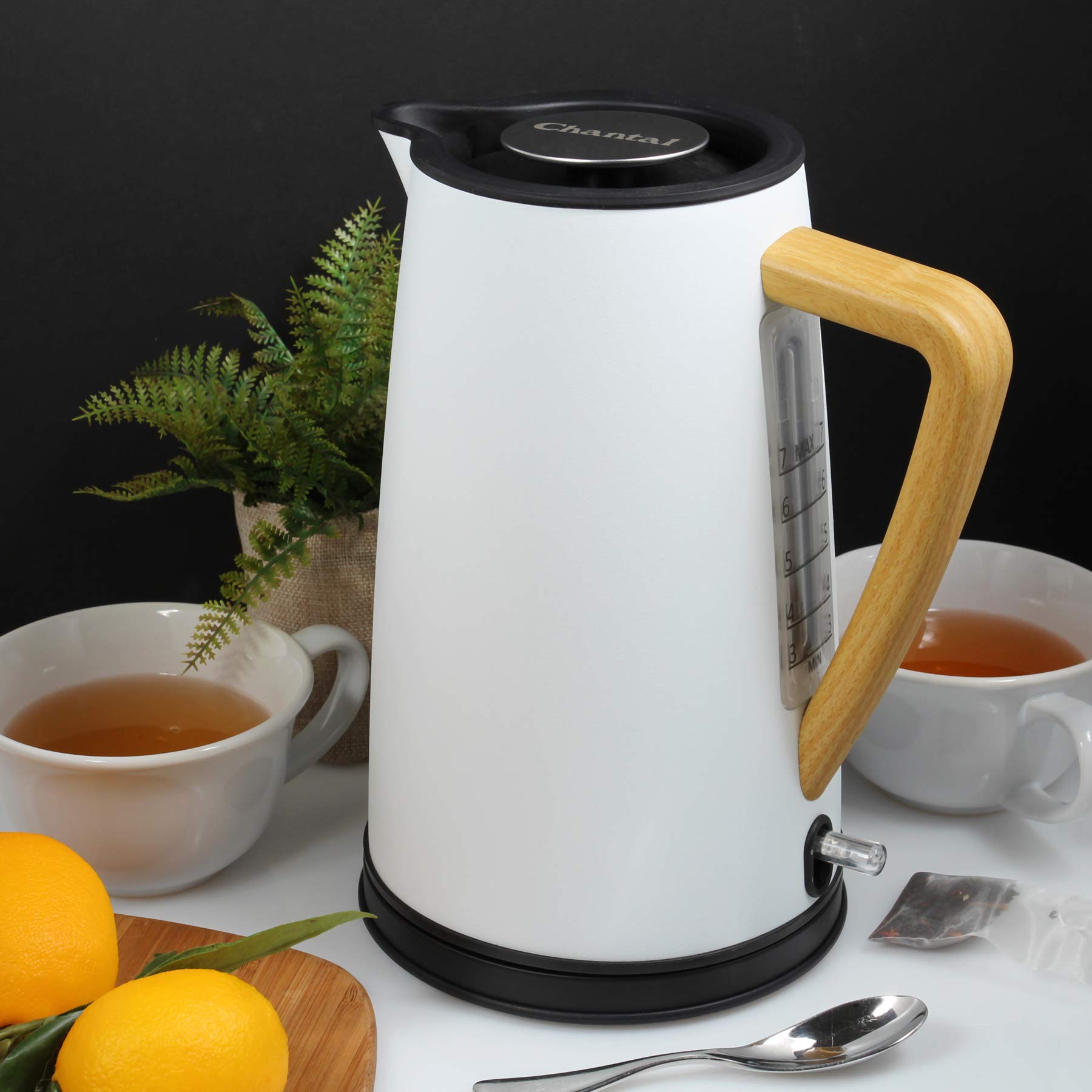 Chantal Oslo Cordless Electric Kettle, 18 Quart, Matte White