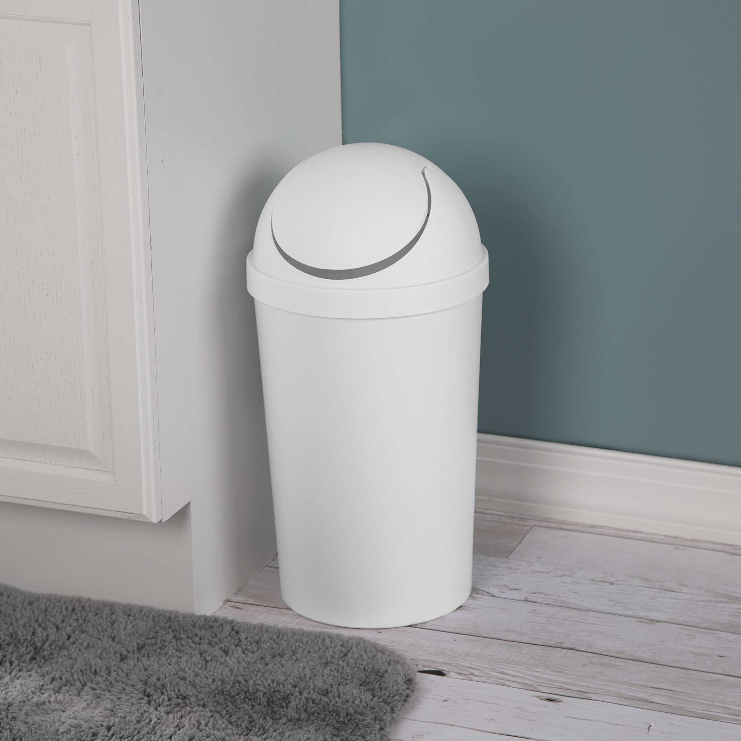 Sterilite 3 Gallon Round Swingtop Wastebasket With Lid, Small Plastic Trash Can For The Bathroom, Bedroom, Dorm Or Home Office,