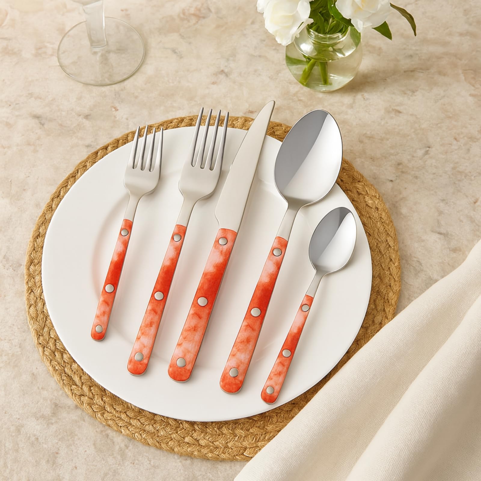 Khen 20-Piece Cutlery Set with Dinner Knives, Forks, Spoons, Salad Forks & Teaspoons