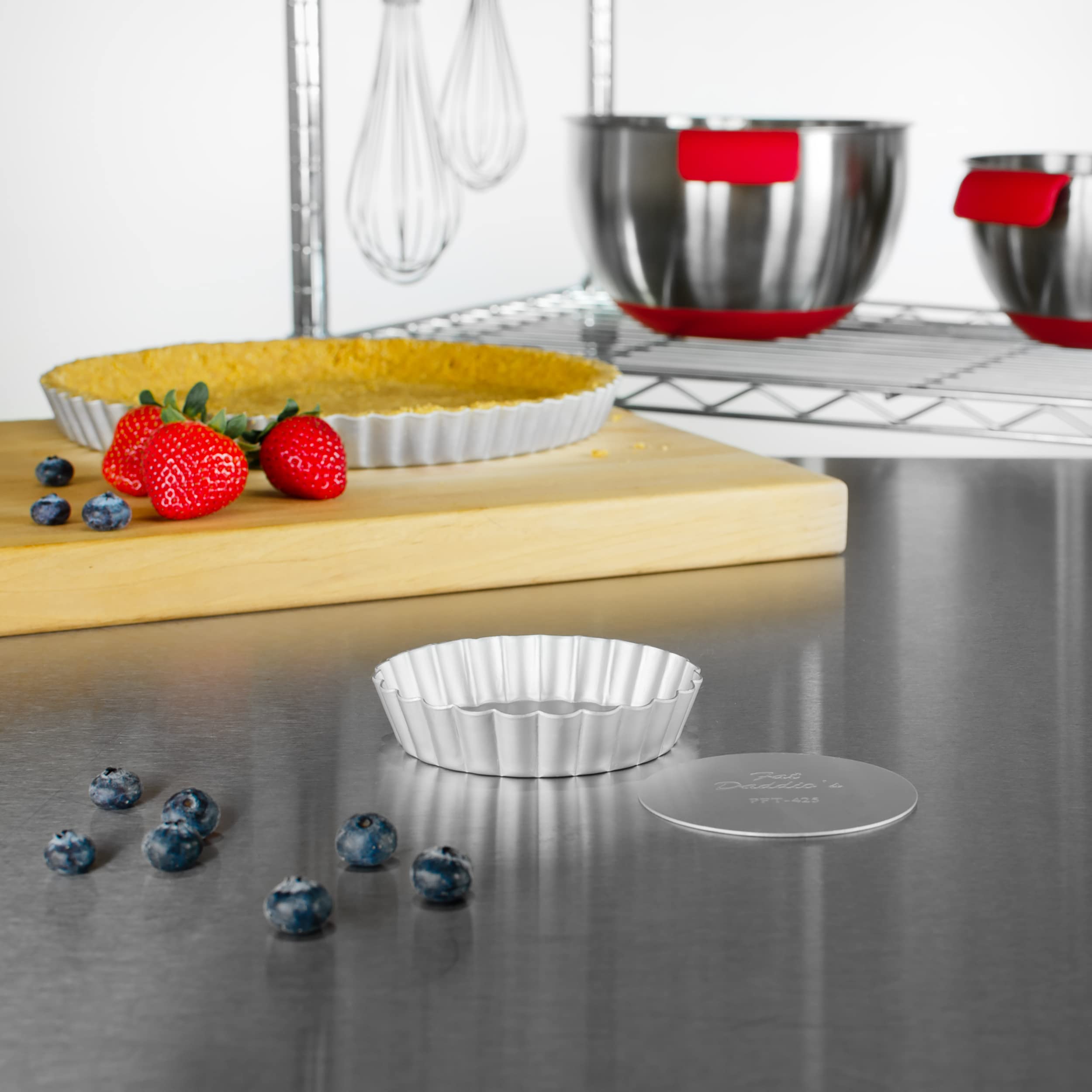 Fat Daddio'S Pft-425 Round Fluted Tart Pan With Removable Bottom, 4.25 X 1 Inch