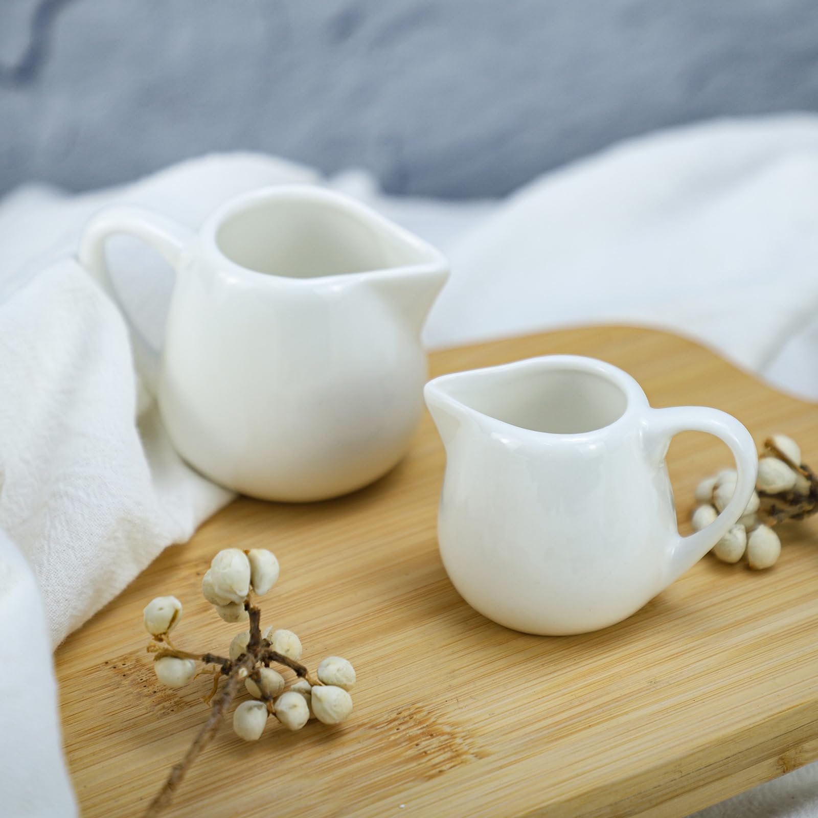 CHOOLD 2 pcs Mini Ceramic Creamer with Handle  Coffee Milk Creamer Pitcher - White - 1.5 oz