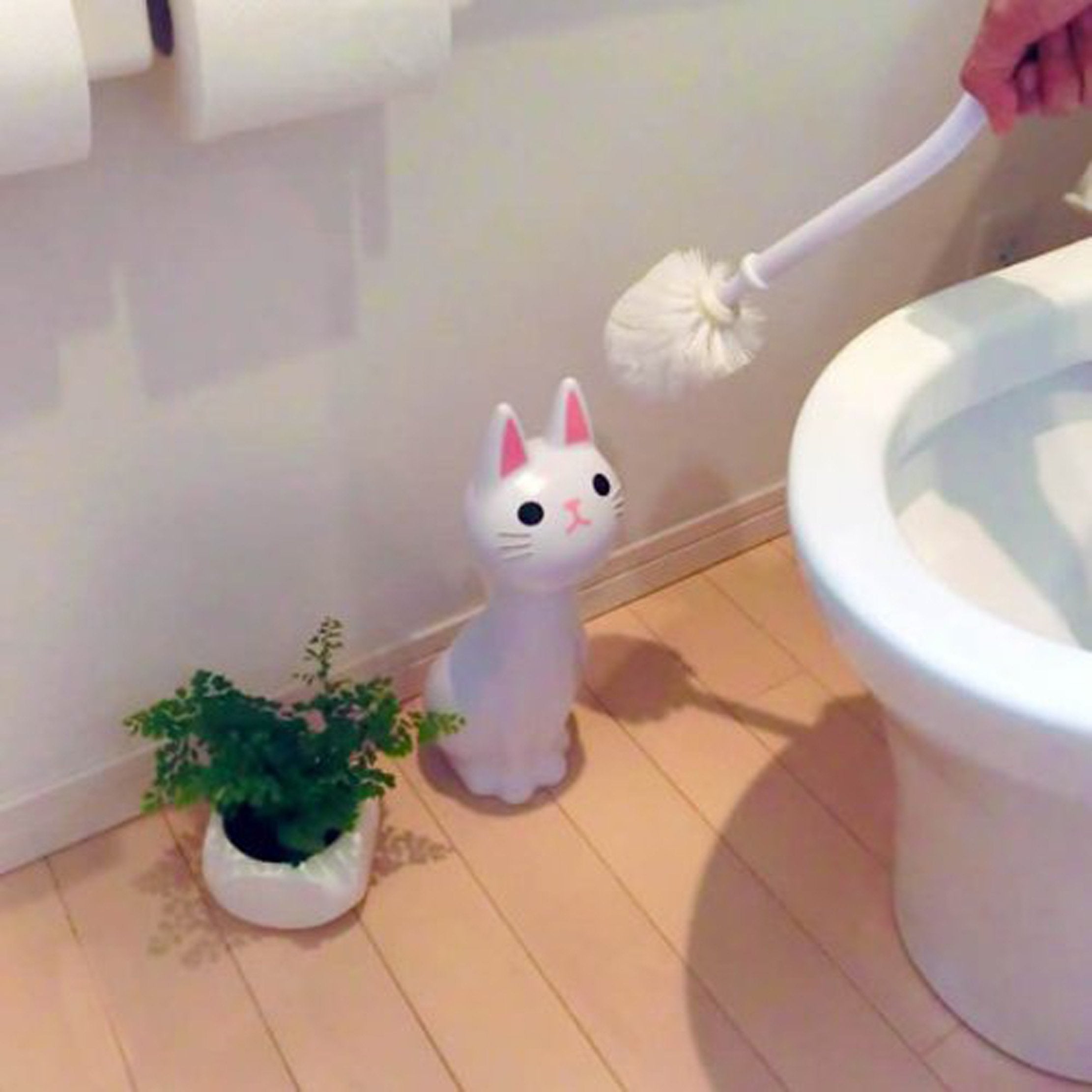 Meiho Cat Toilet Brush MO10017 - Black Durable Cleaning Tool for Cats