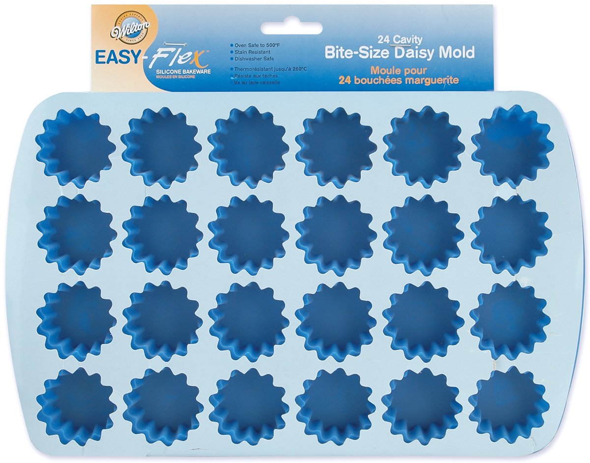 Wilton Easy Flex Silicone 24-Cavity Bite Daisy Pan