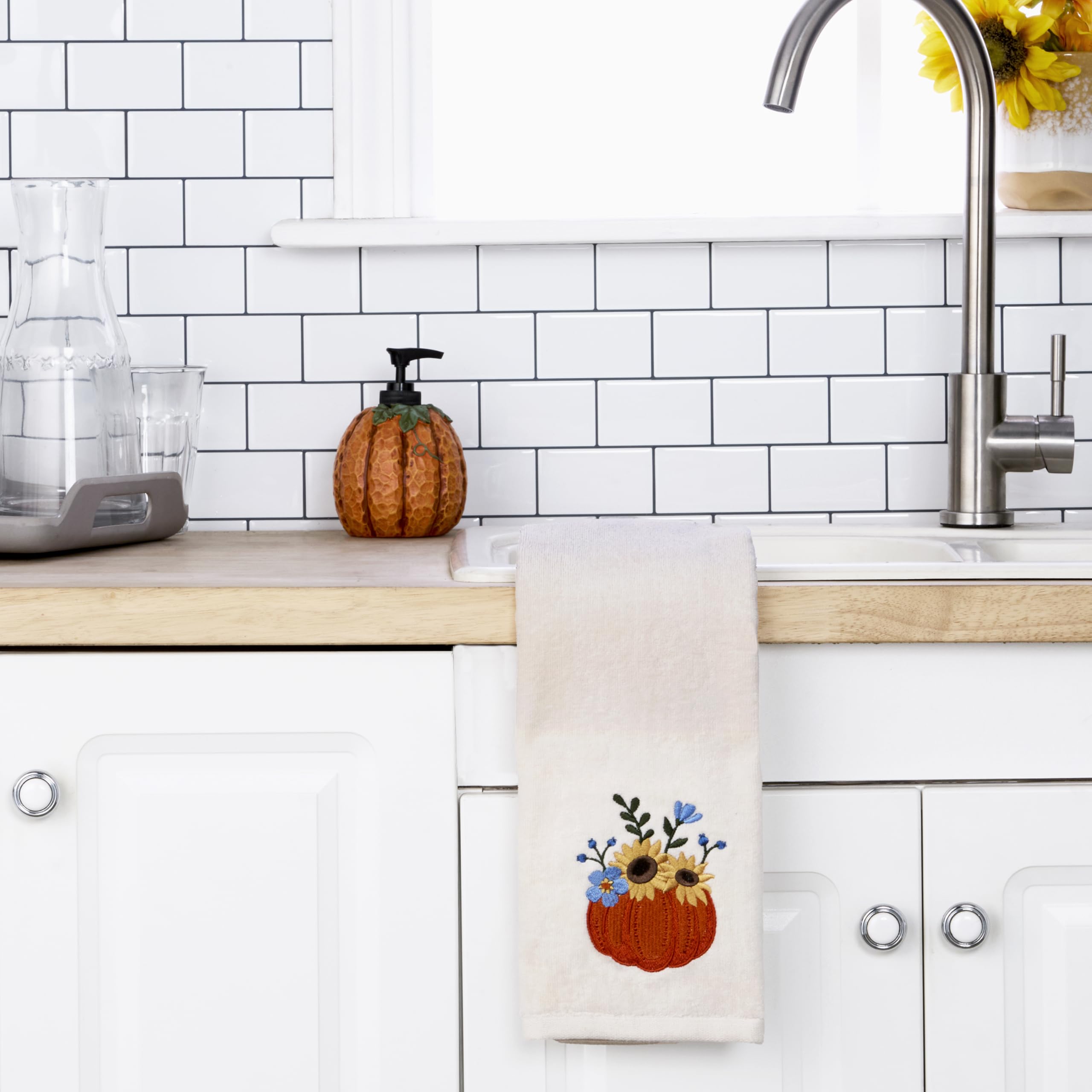 SKL Home Autumn/Fall/Thanksgiving Pumpkin Bouquet 100% Cotton Embroidered 2pc Hand Towel Set, Decorative for Bath/Kitchen/Bar &