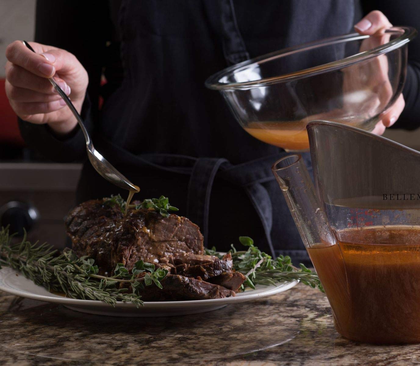 Bellemain 4-Cup Fat Separator/Measuring Cup With Strainer & Fat Stopper / 1 Liter Capacity